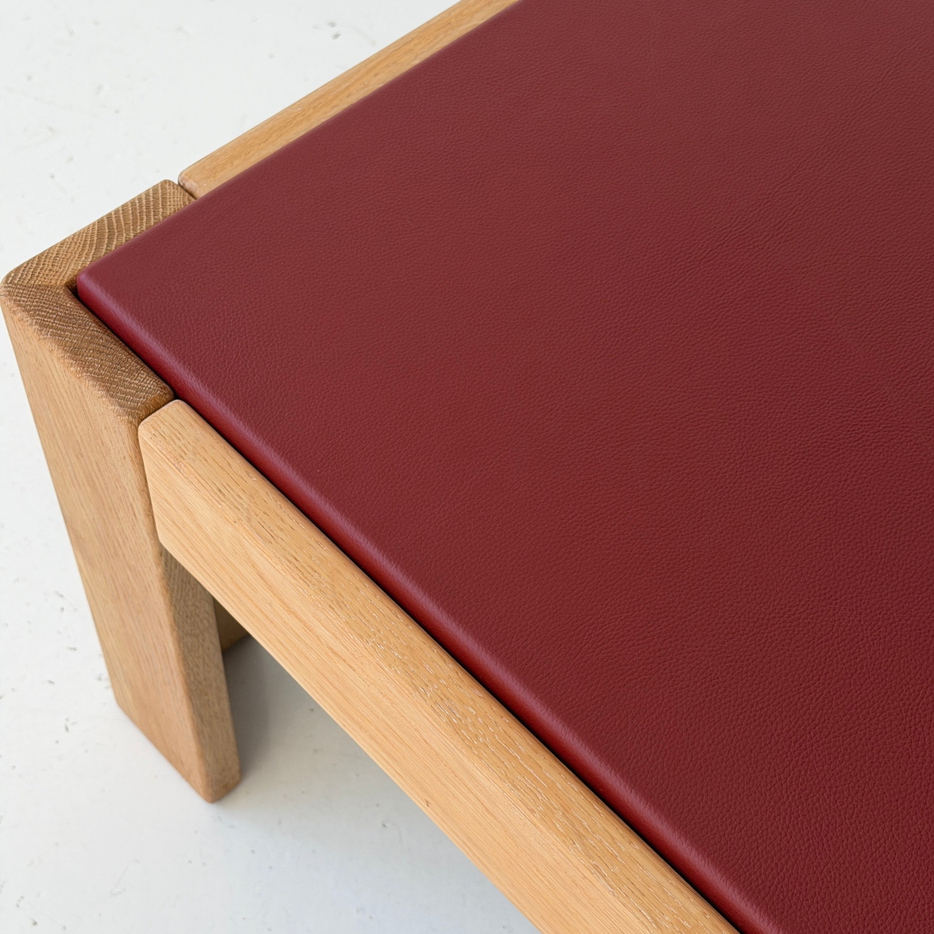 Oak/Leather Coffee Table by Jim Eldon for Knoll