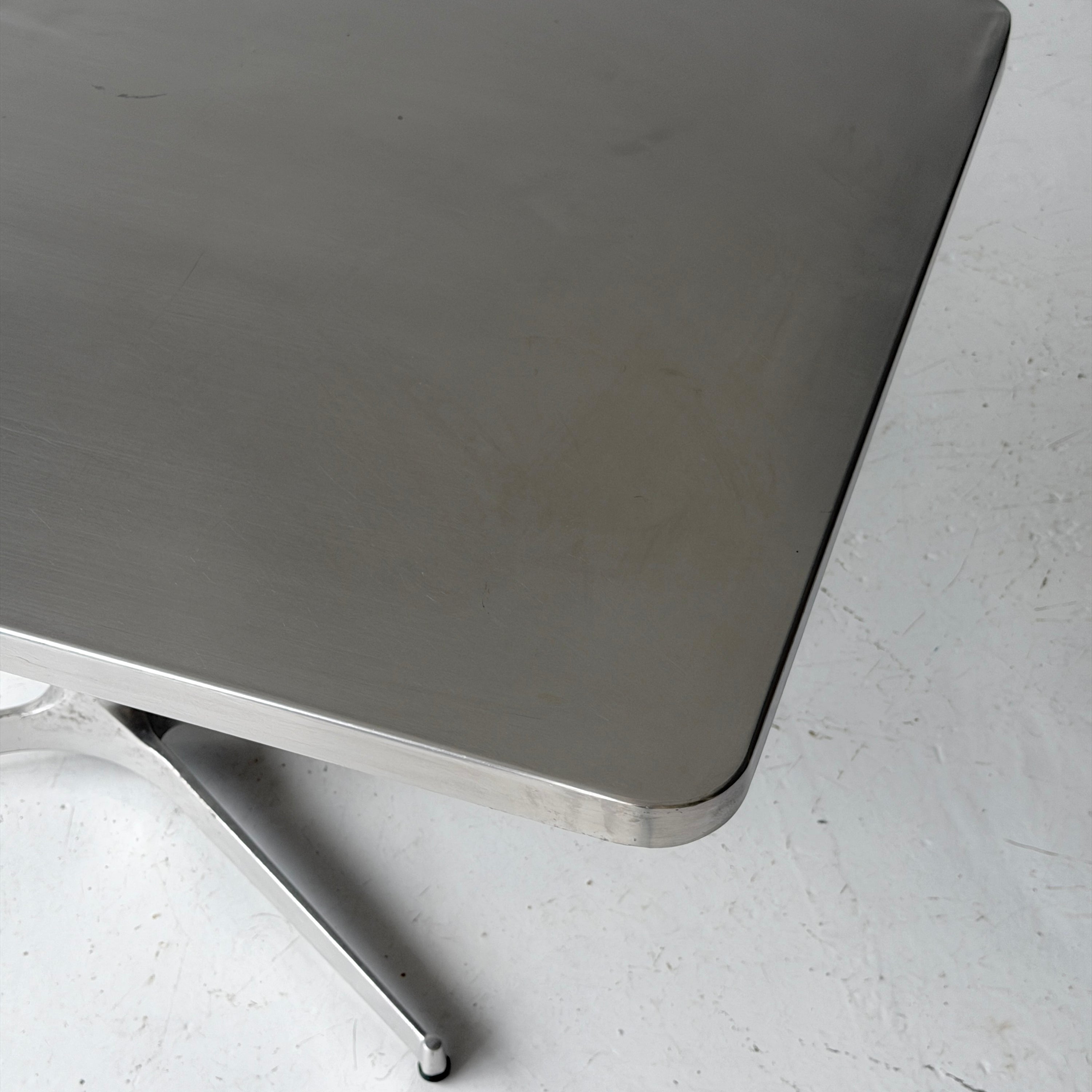 Stainless Steel Industrial Dining Table/Desk