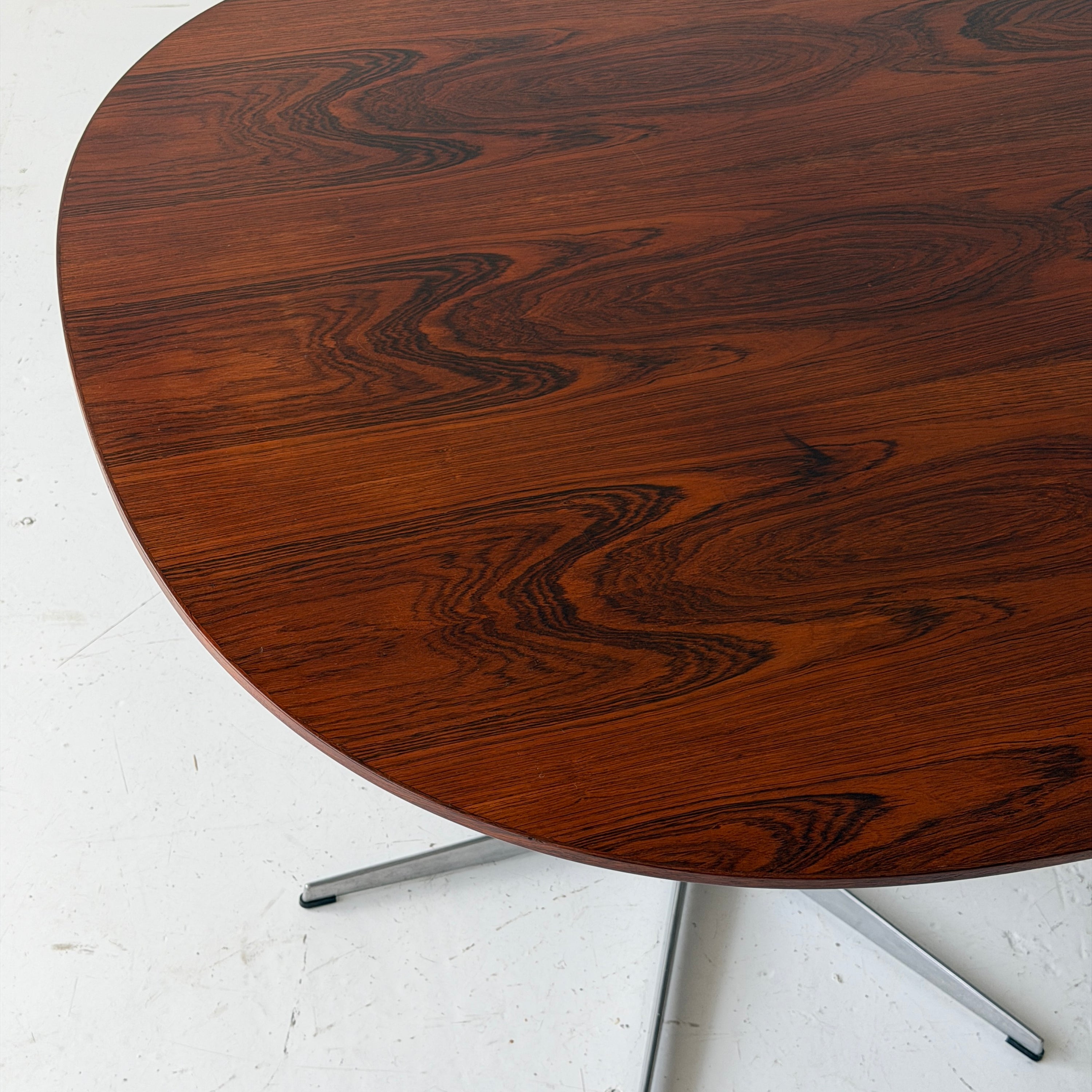 Six Star Series Rosewood Dining Table by Arne Jacobsen for Fritz Hansen