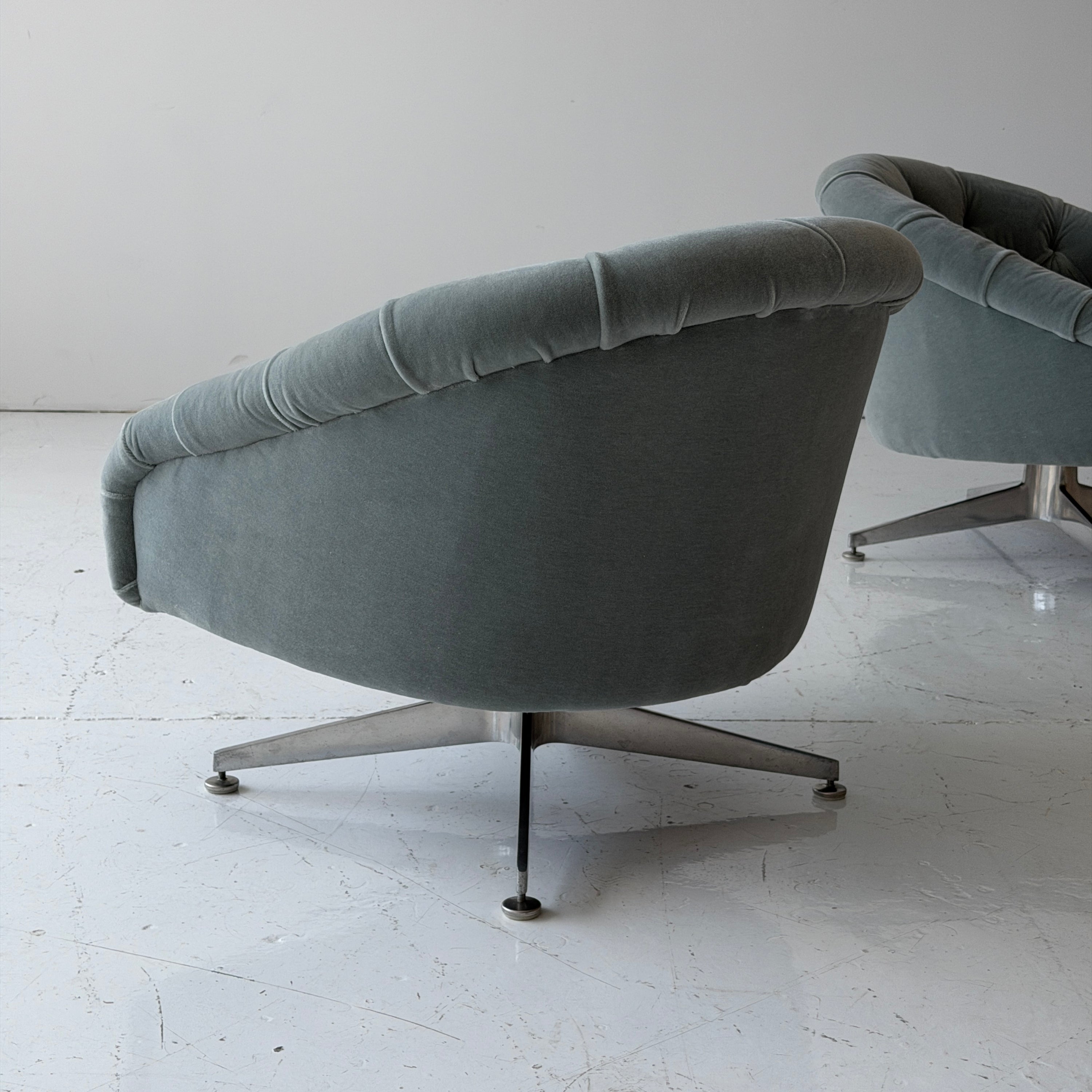 Tufted Mohair Swivel Lounge Chairs by Ward Bennett for Lehigh Leopold