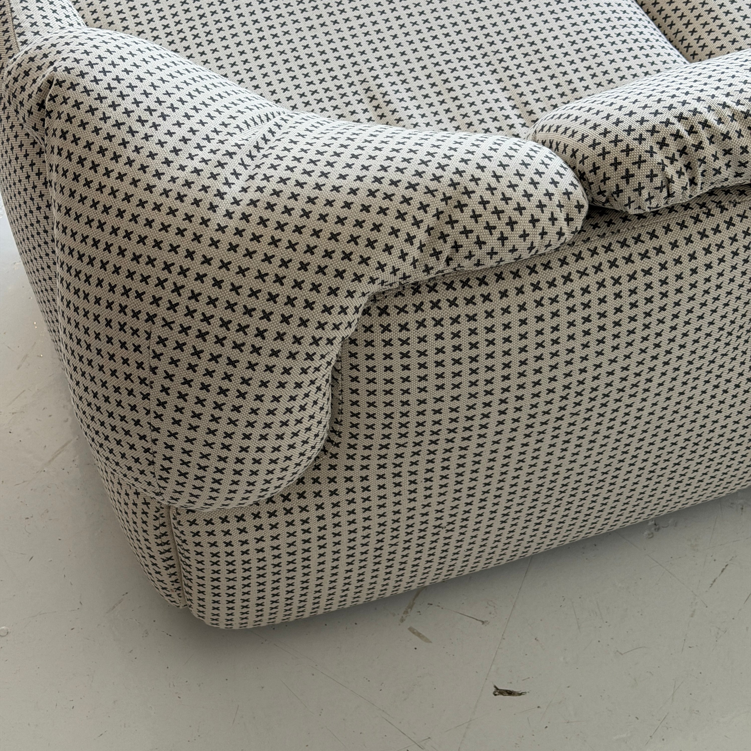 Confidential Sofa by Alberto Rosselli for Saporiti