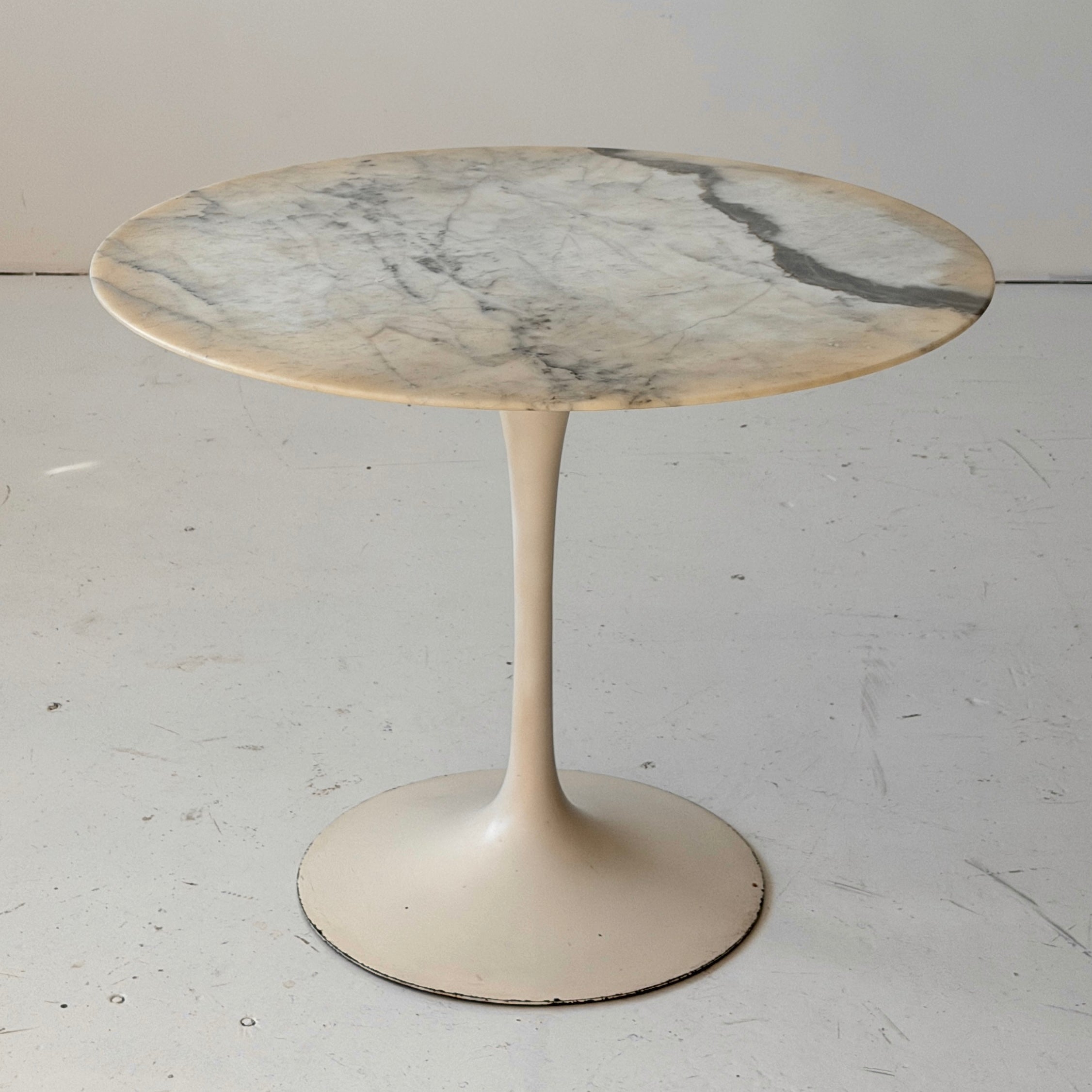 Marble Tulip Dining Table by Eero Saarinen for Knoll