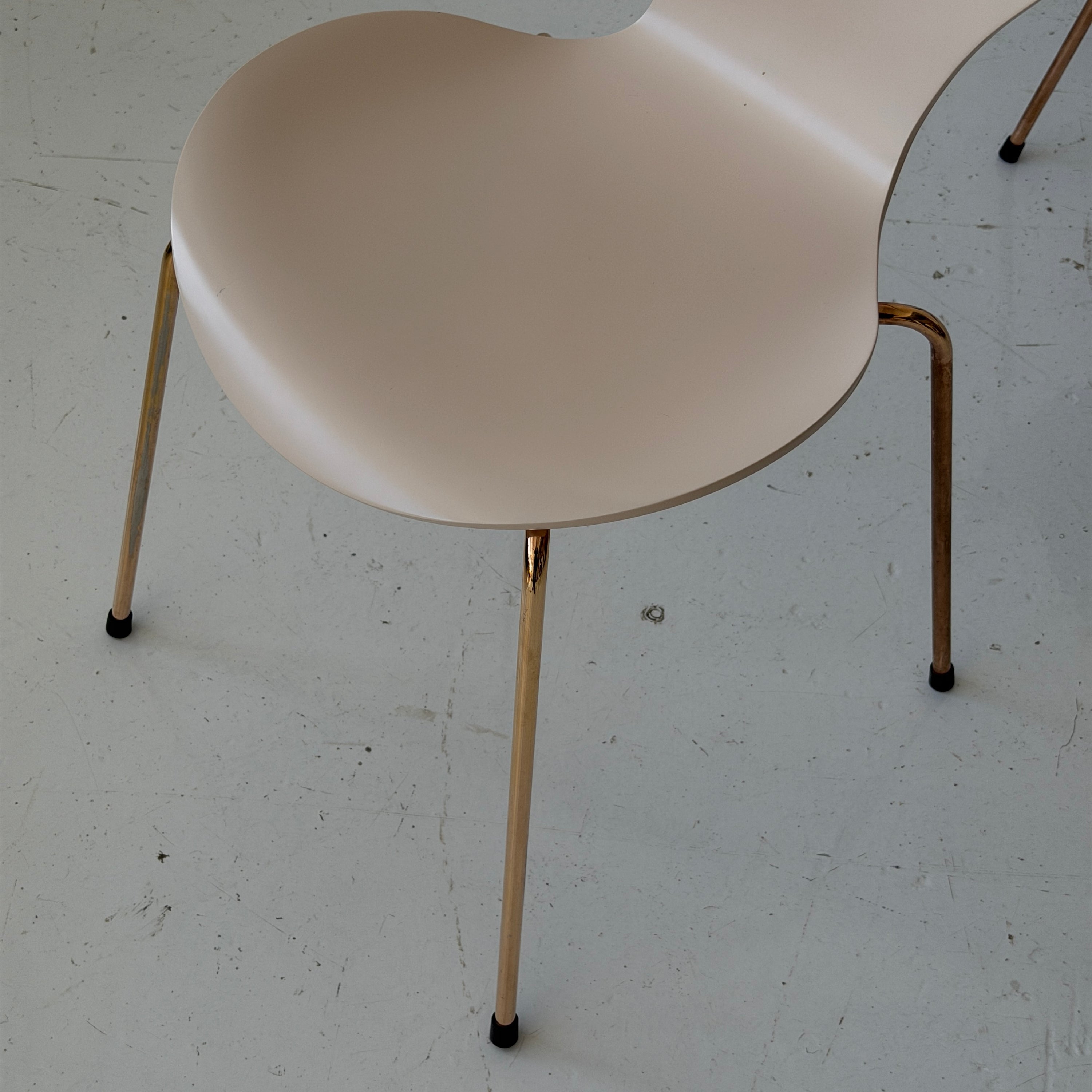 Series 7 Chairs by Arne Jacobsen for Fritz Hansen