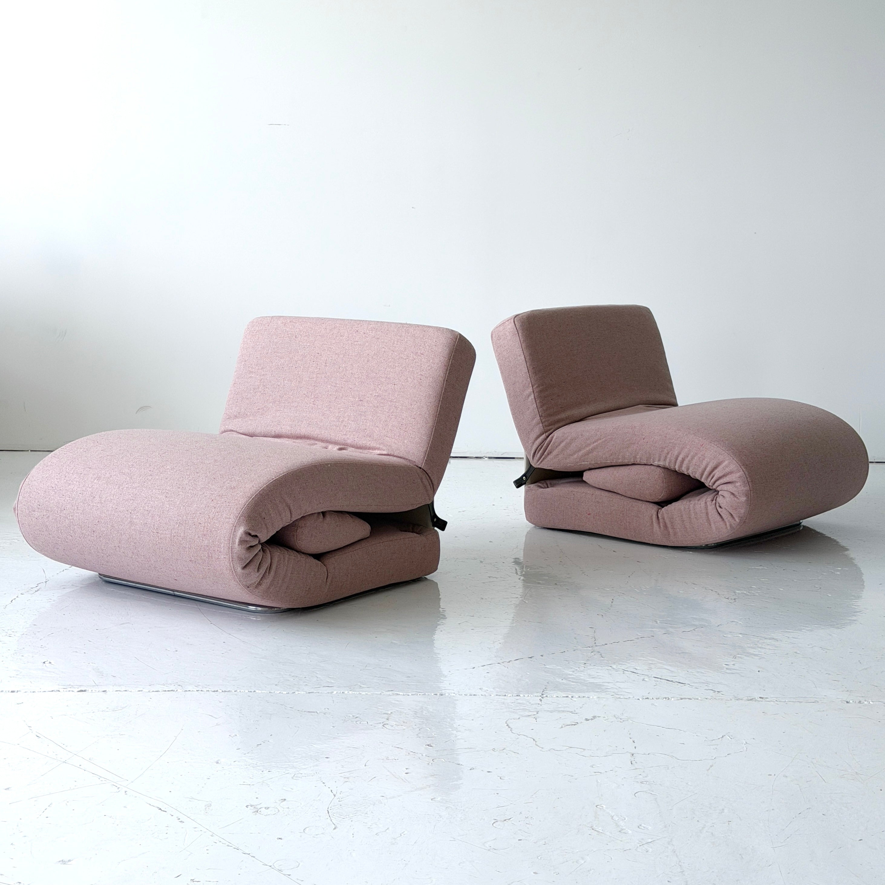 Poppy Chairs by Antonio Citterio + Paolo Nava