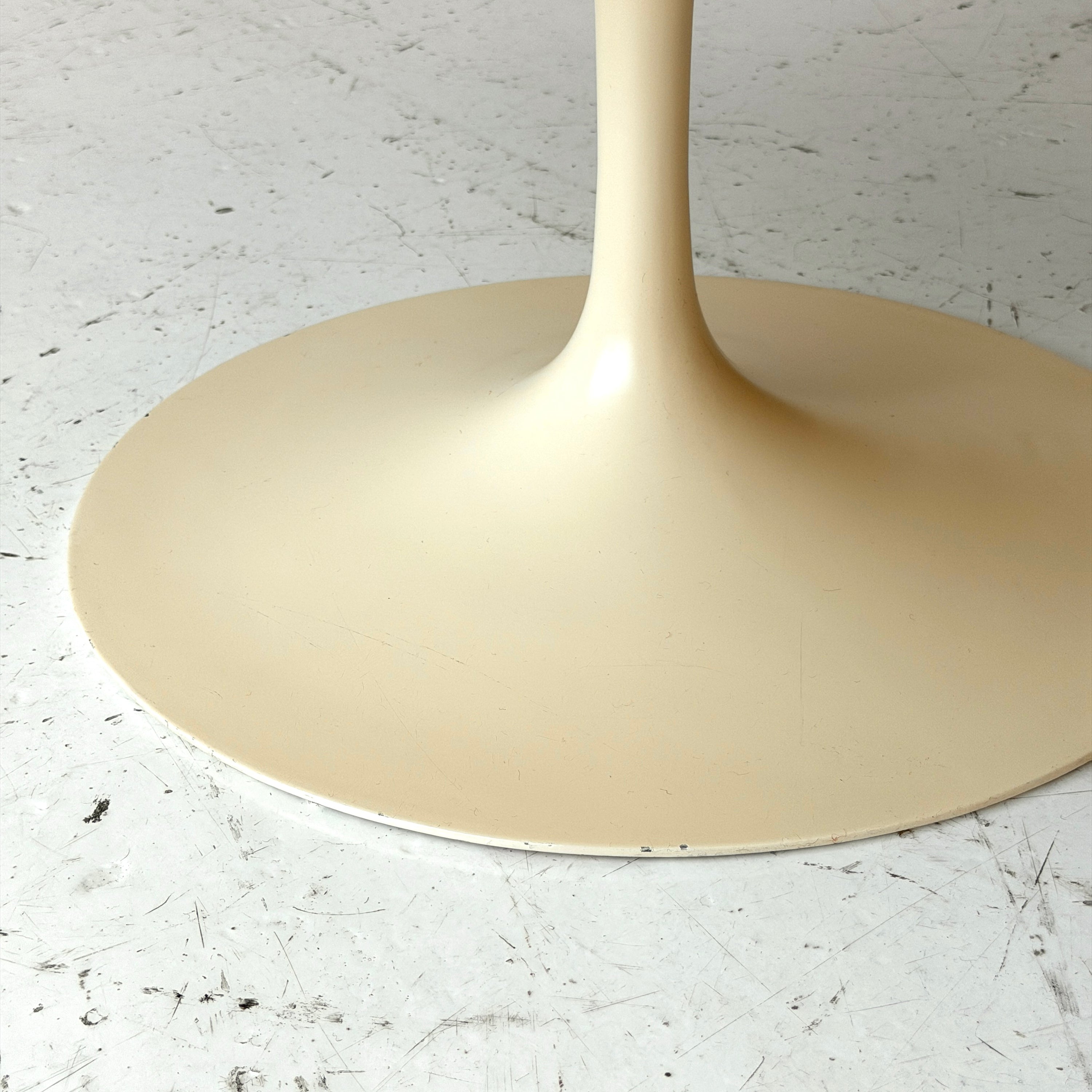 Tulip Coffee Table by Eero Saarinen for Knoll