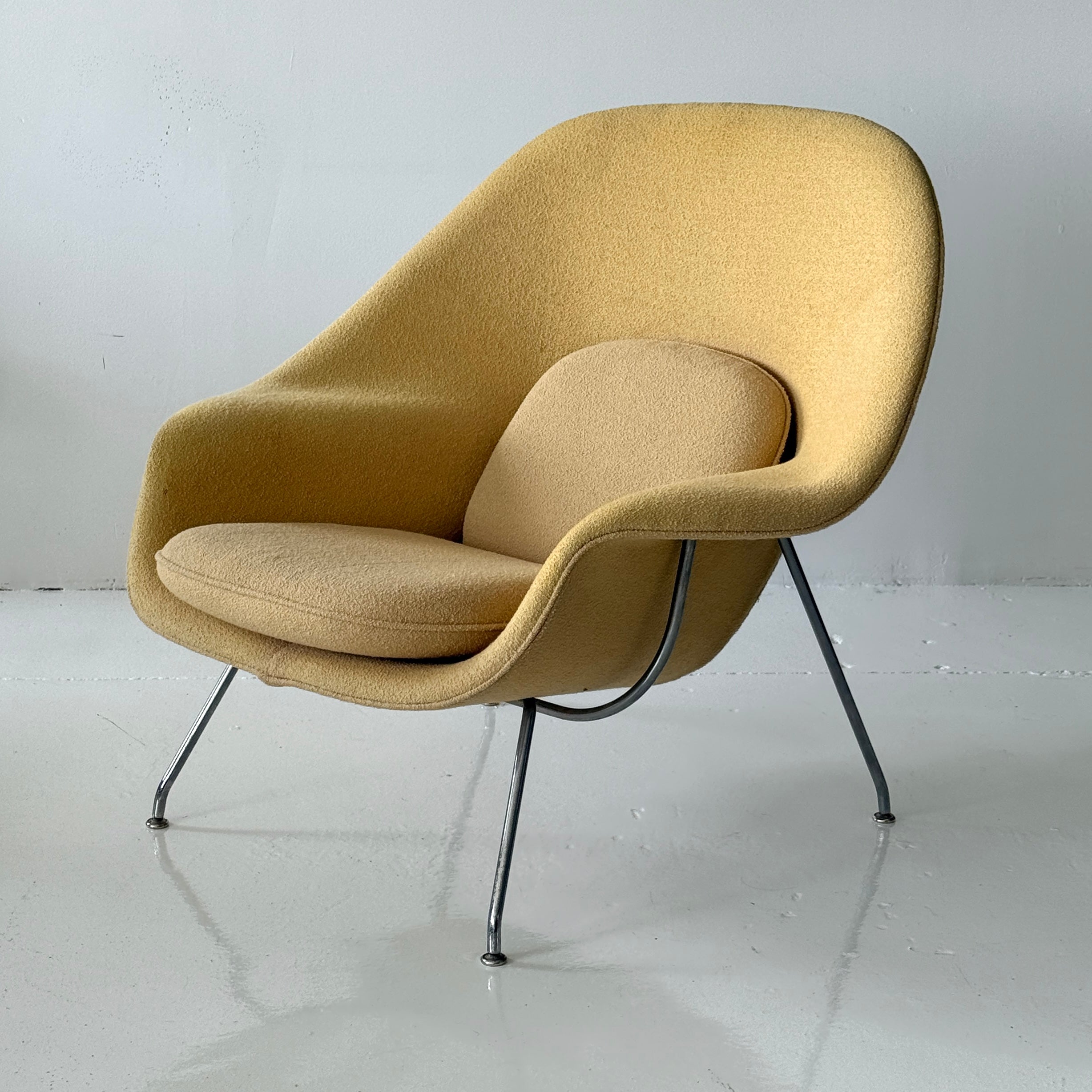 Womb Chair by Eero Saarinen for Knoll