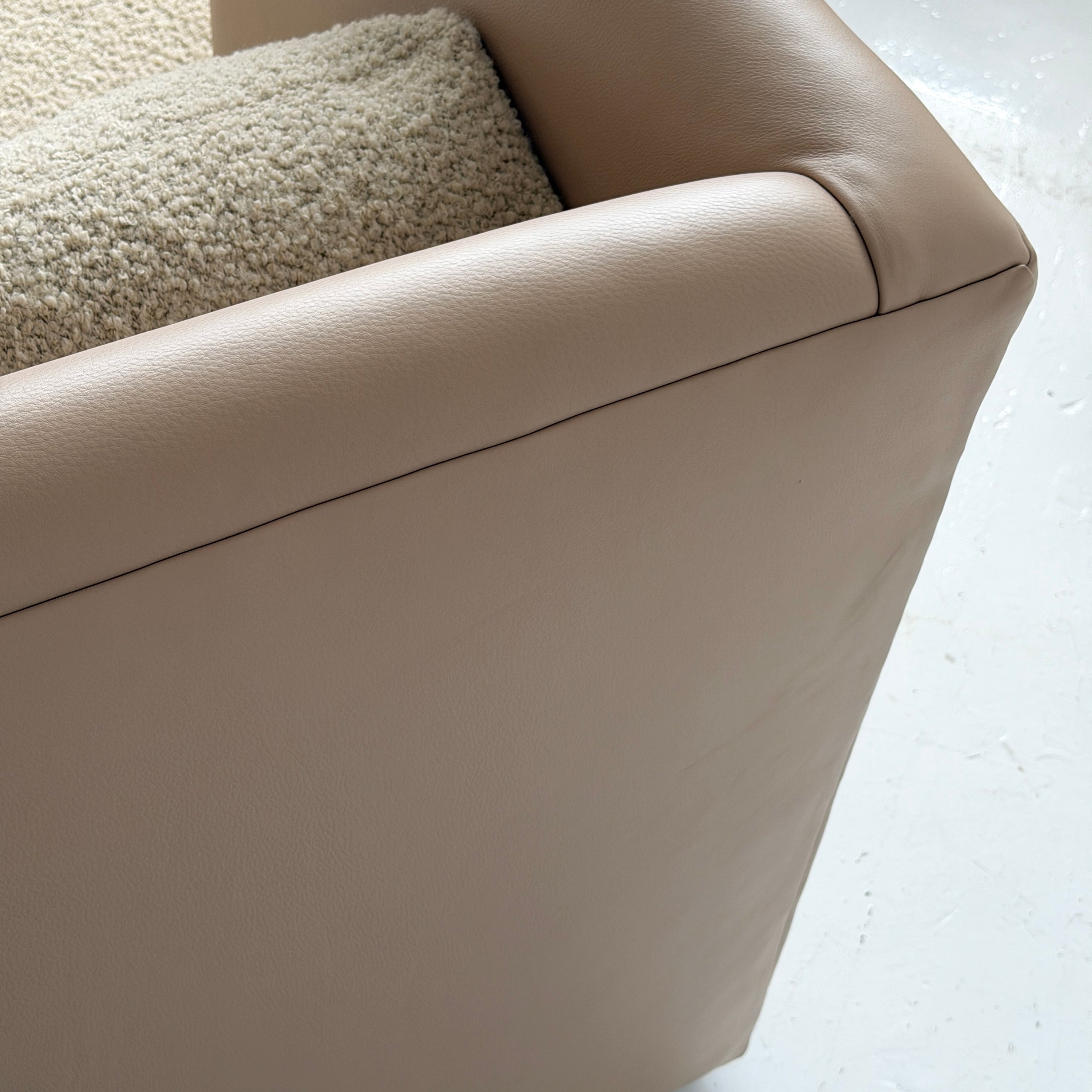 Shelter Sofa by Milo Baughman for Thayer Coggin