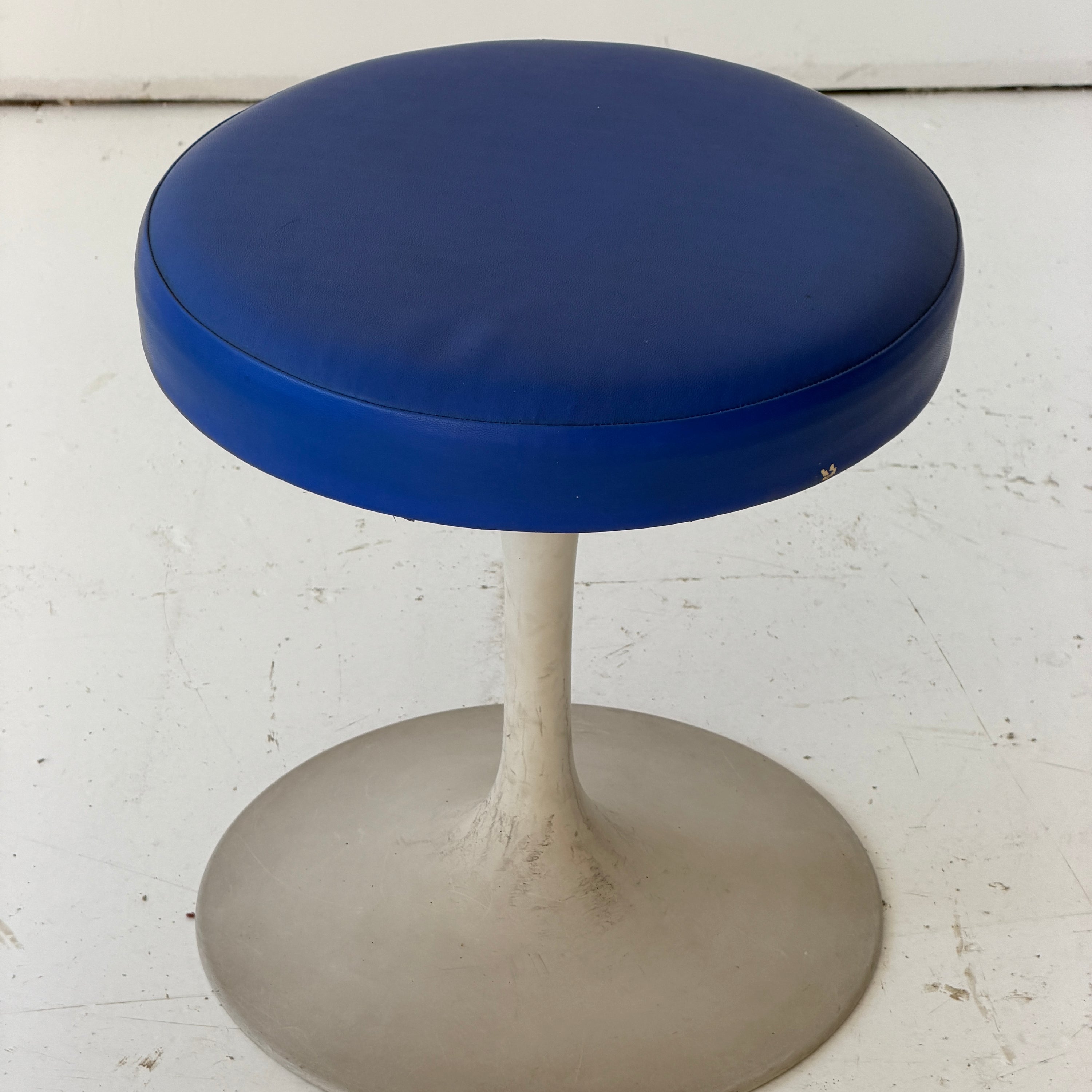 Tulip Stools by Eero Saarinen for Knoll