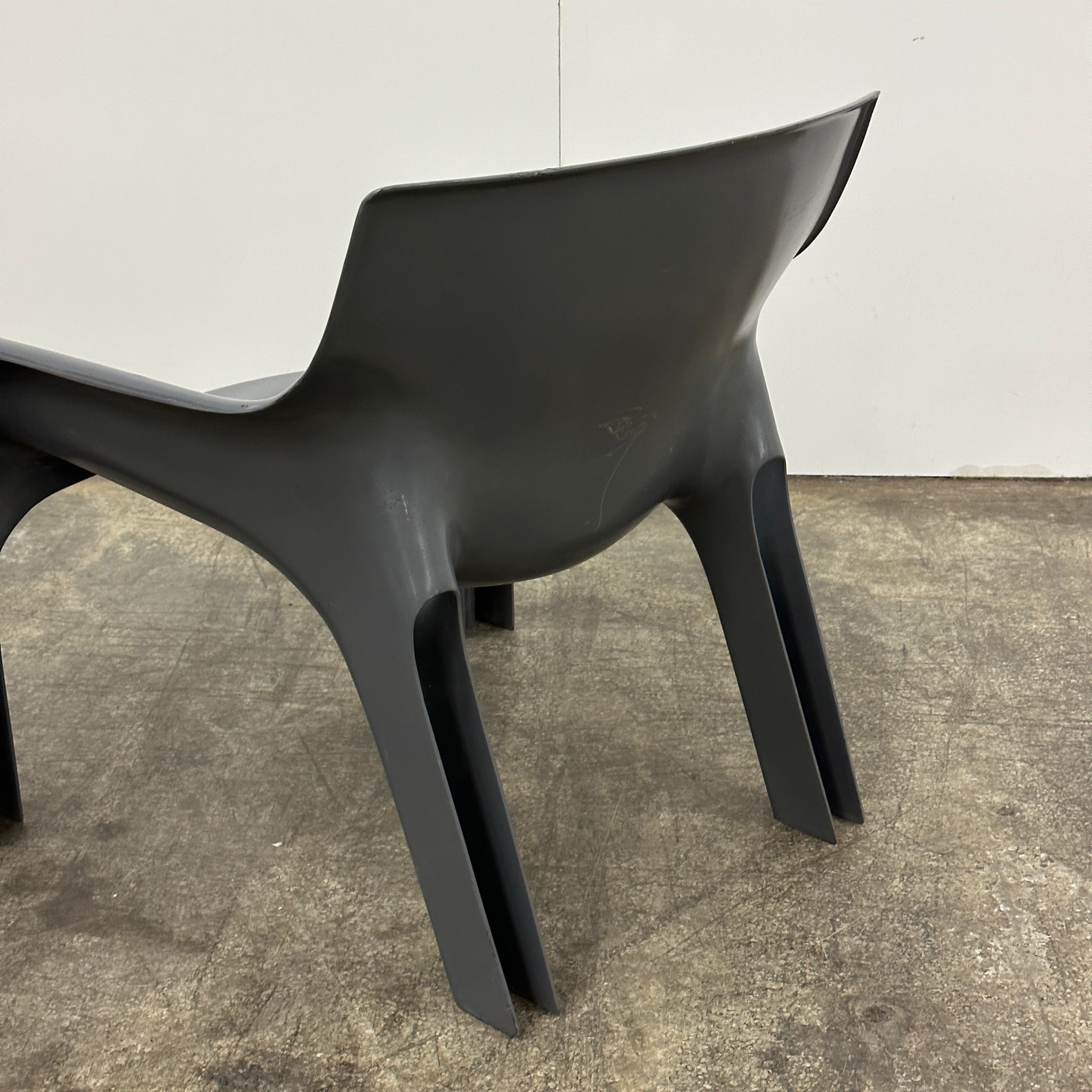 Vicario Chair by Vico Magistretti for Artemide