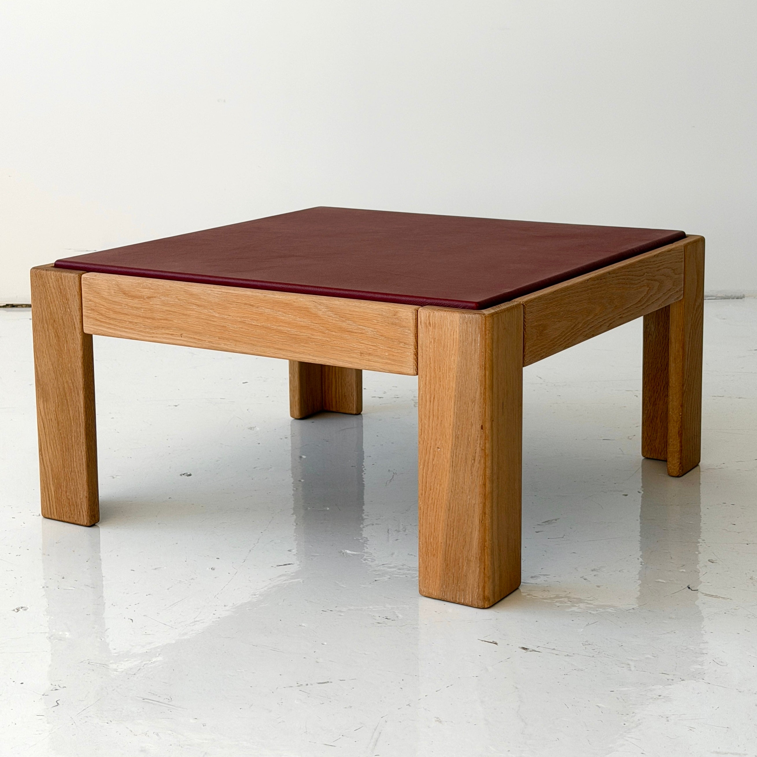 Oak/Leather Coffee Table by Jim Eldon for Knoll