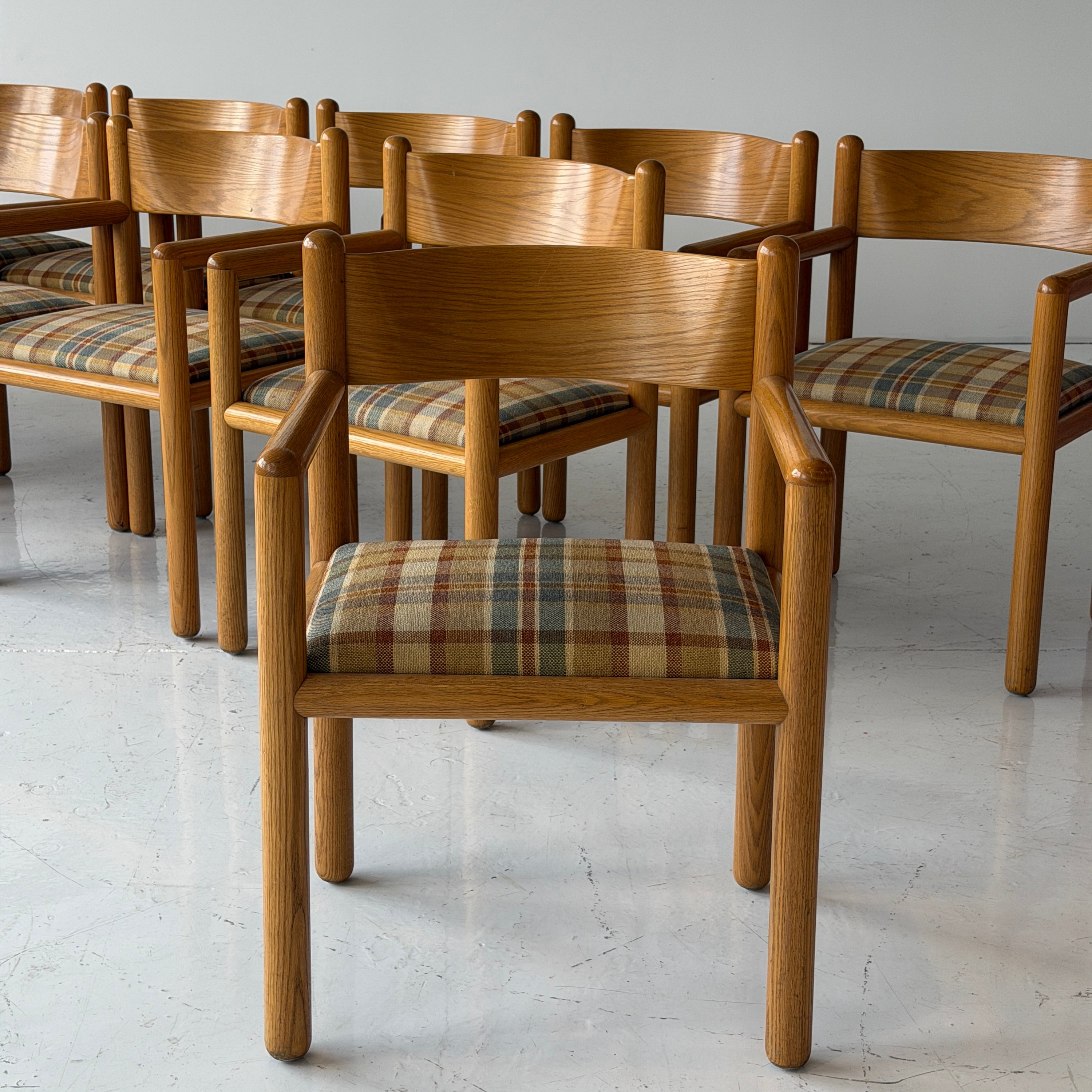 Acorn Chairs by Massimo Vignelli in Plaid