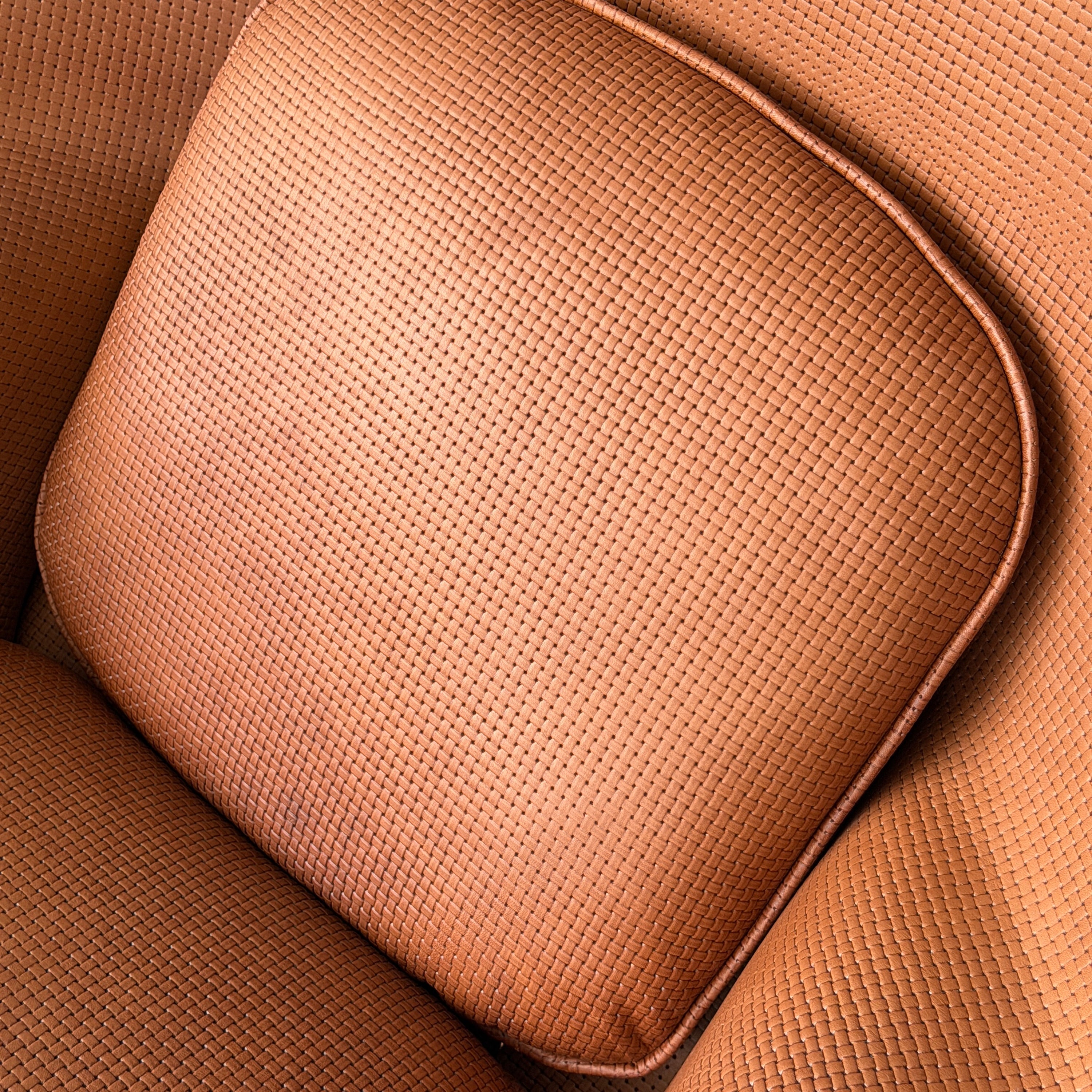 Womb Chair by Eero Saarinen for Knoll