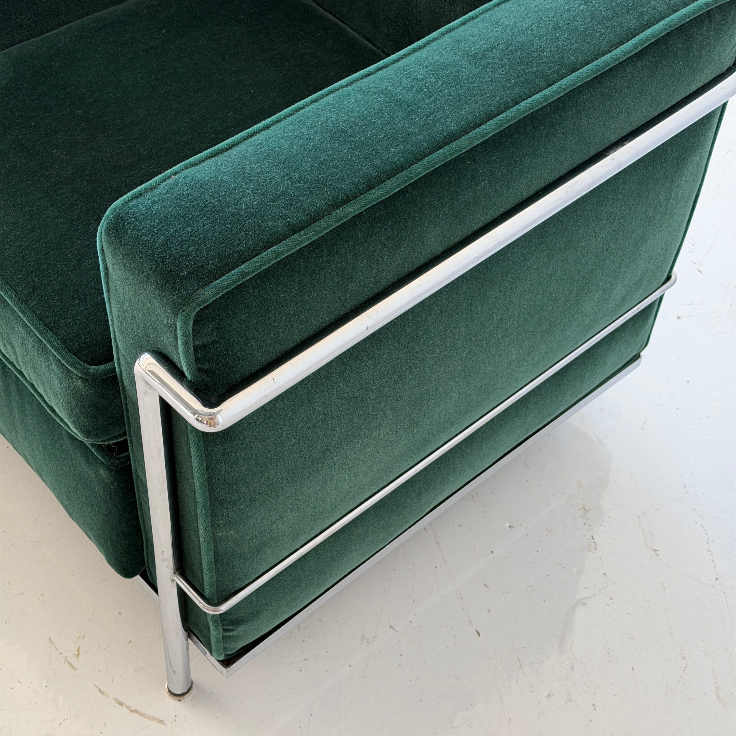 LC2 Petite Chairs by Le Corbusier, Pierre Jeanneret, and Charlotte Perriand for Cassina