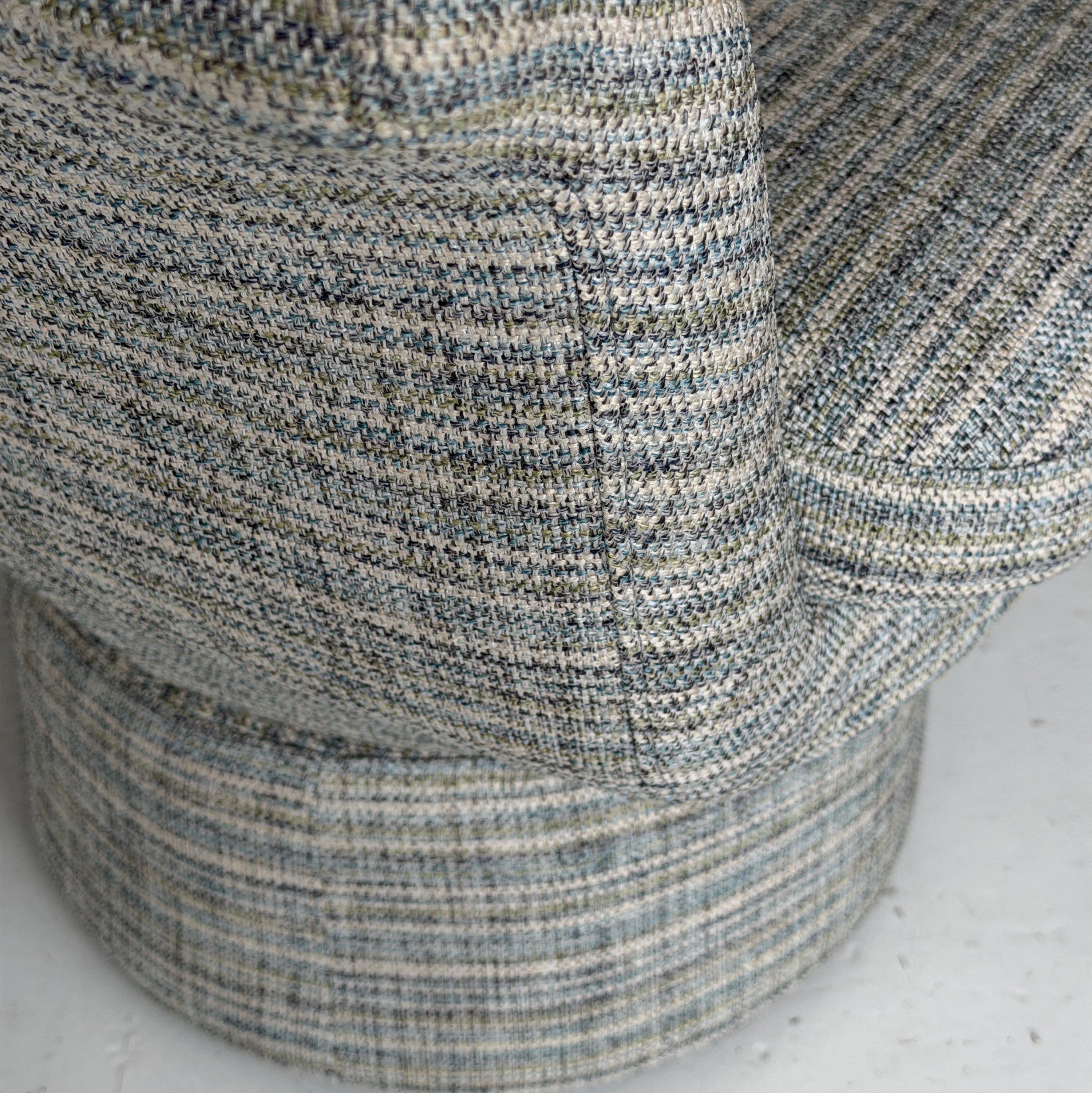 Postmodern Flower Chair in Woven Fabric