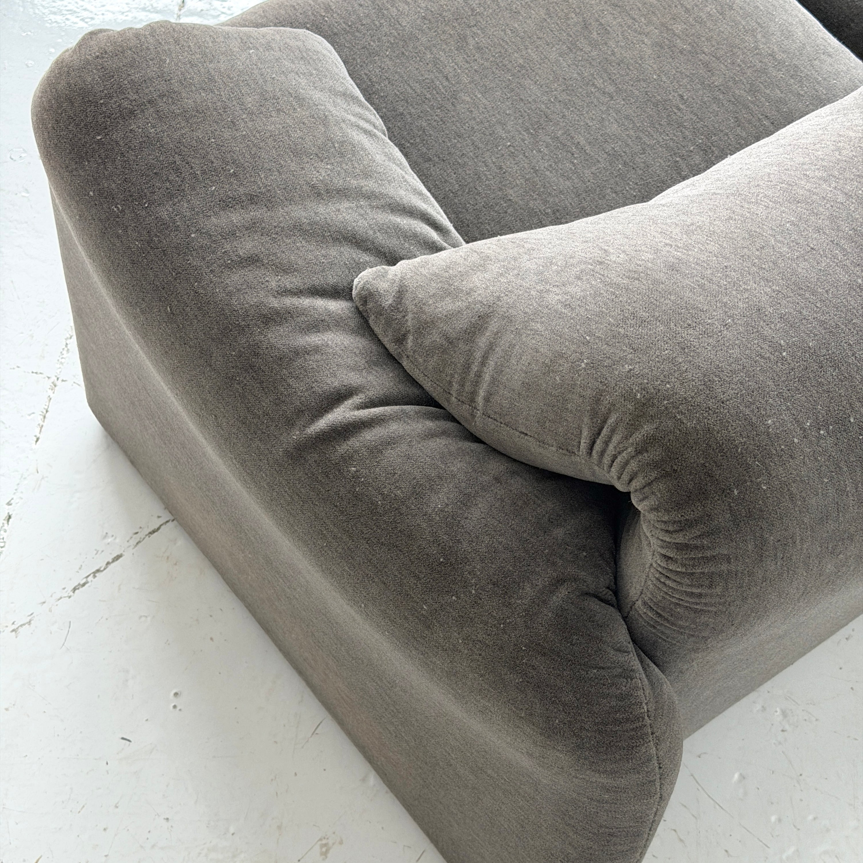 Maralunga Sofa by Vico Magistretti for Cassina