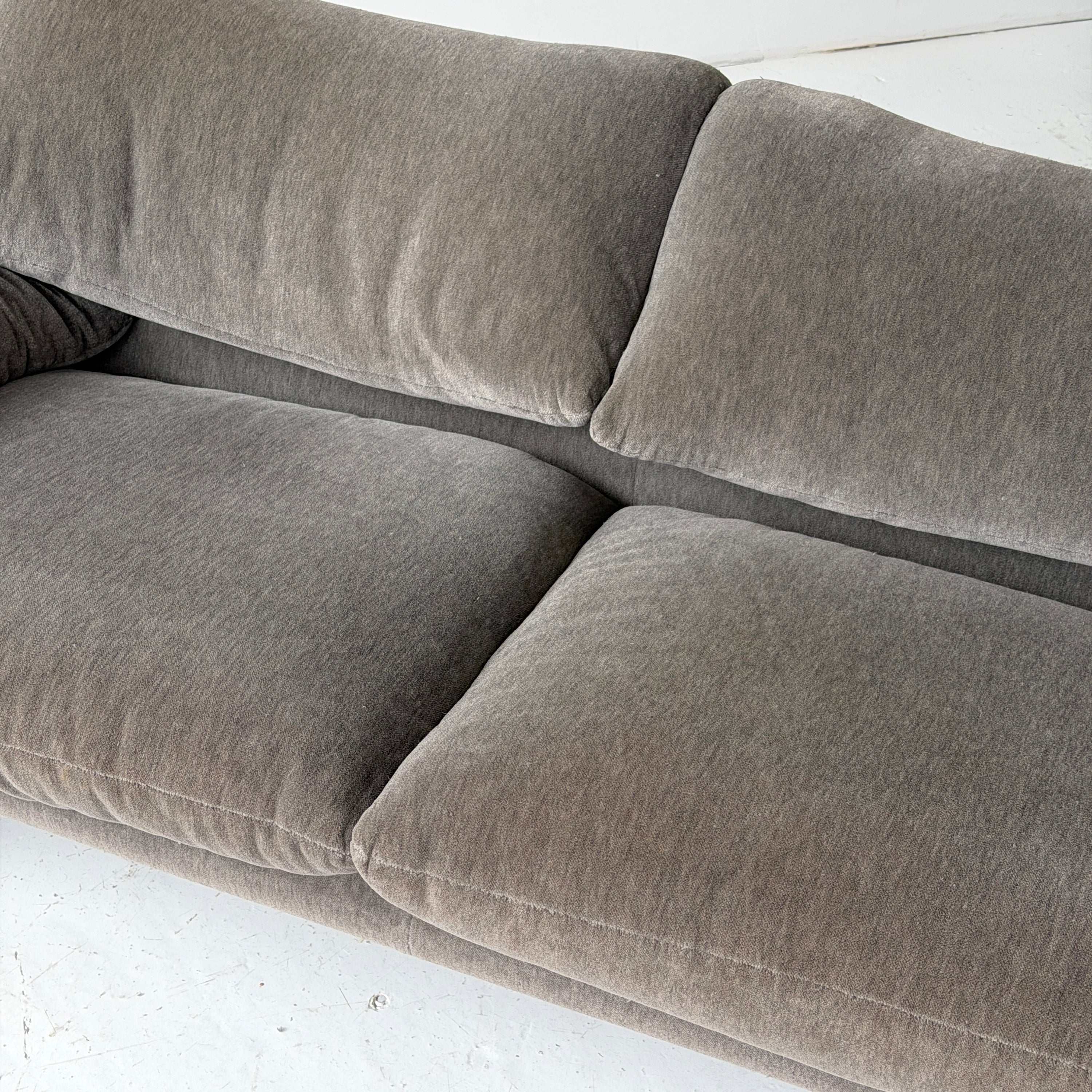 Maralunga Sofa by Vico Magistretti for Cassina