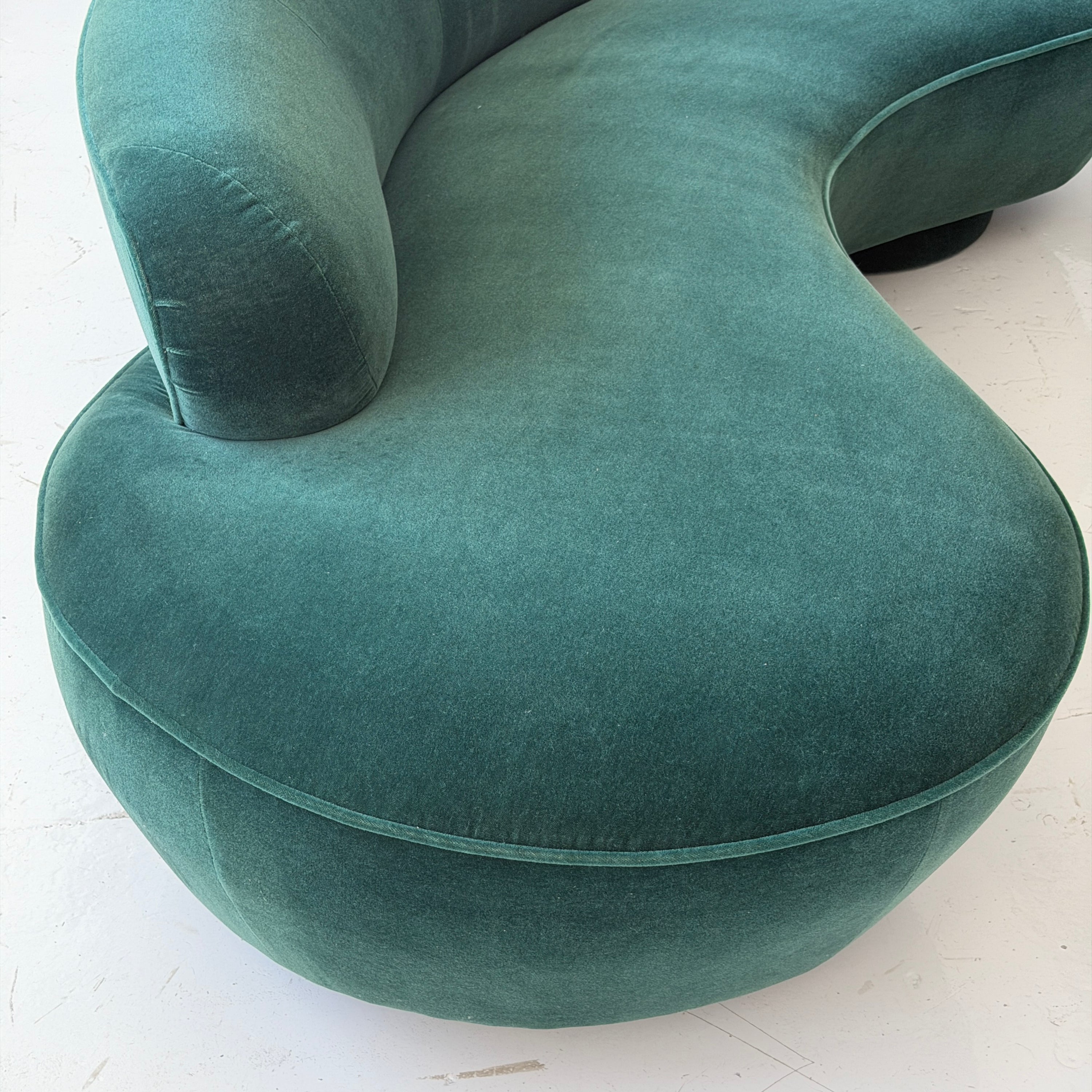 Cloud Serpentine Sofas by Vladimir Kagan for Directional in Mohair