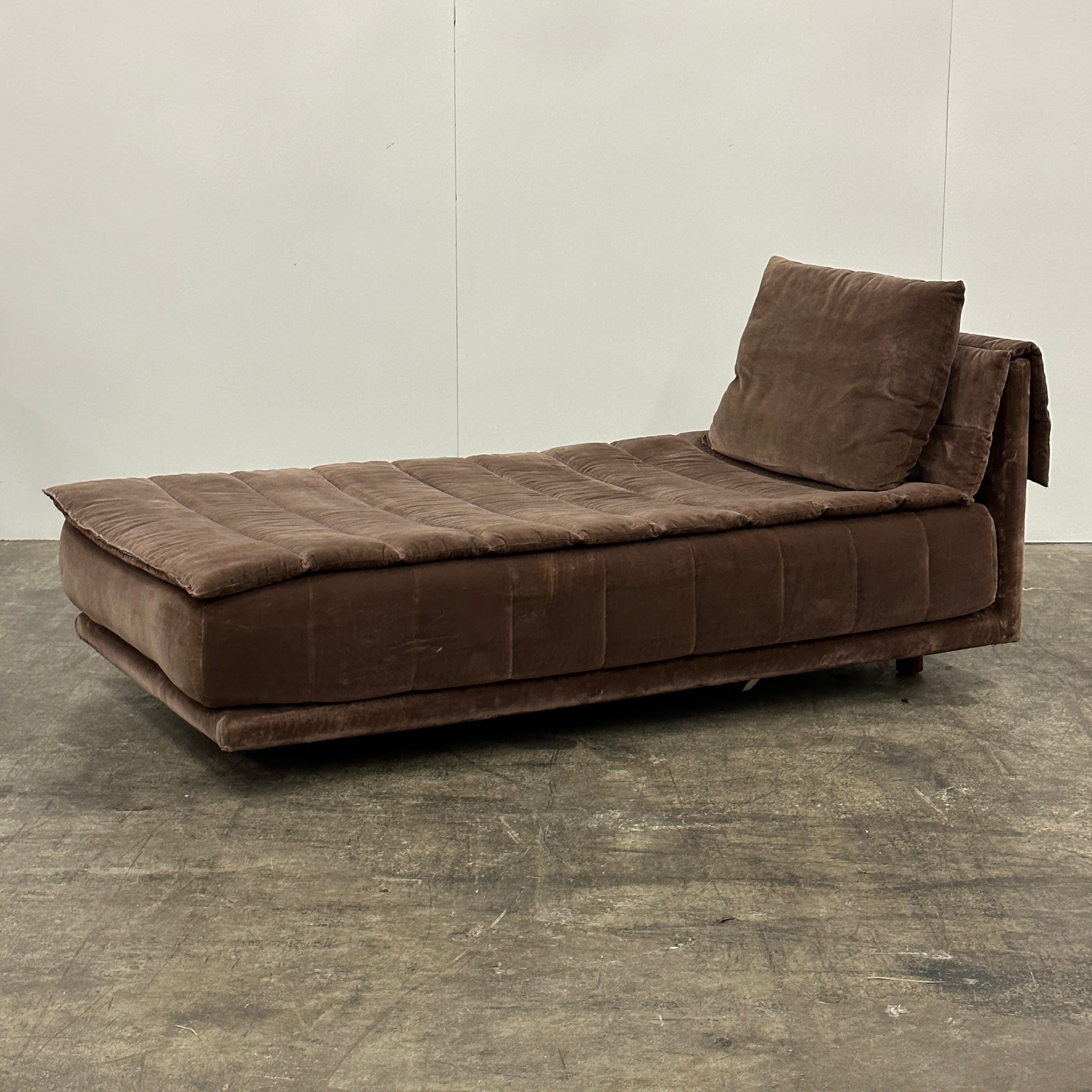 Vintage Daybed/Chaise by Preview