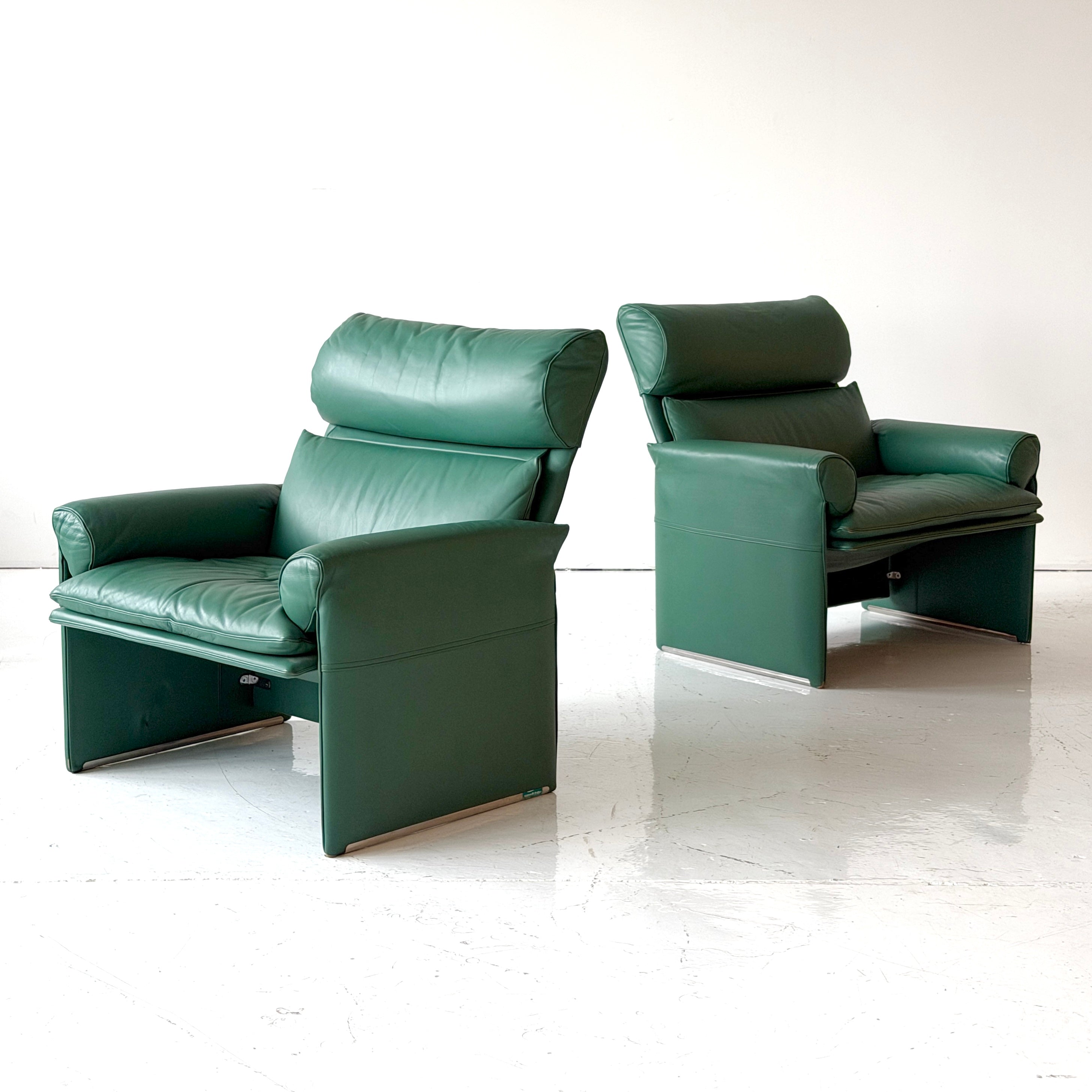 Green Leather Lounge Chairs by Giovanni Offredi for Saporiti