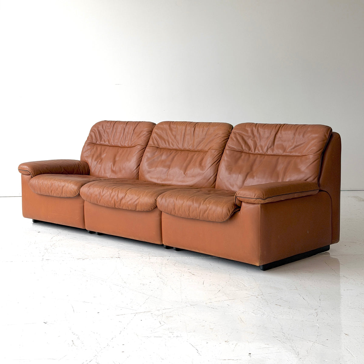 DS-66 Leather Sofa by De Sede