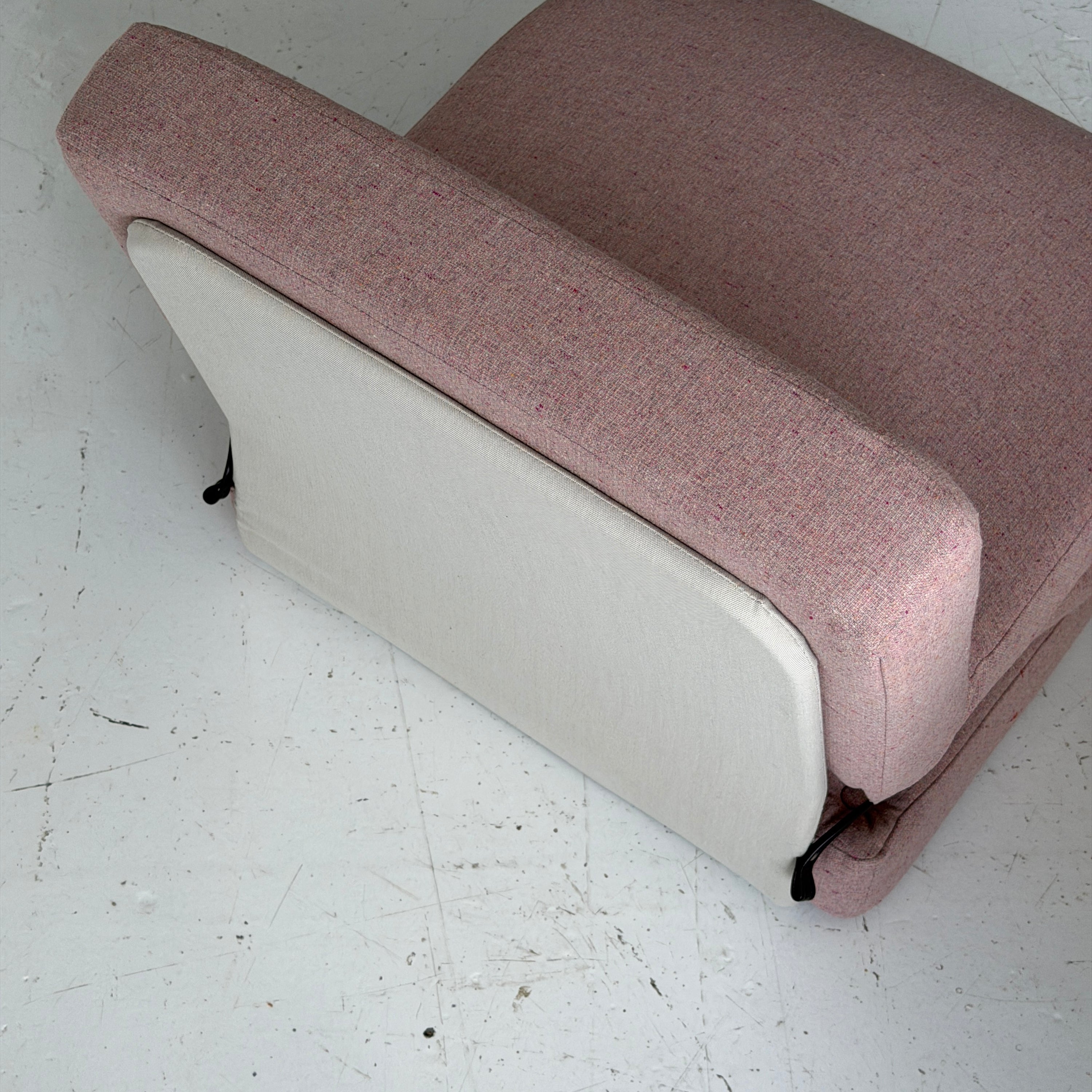 Poppy Chairs by Antonio Citterio + Paolo Nava