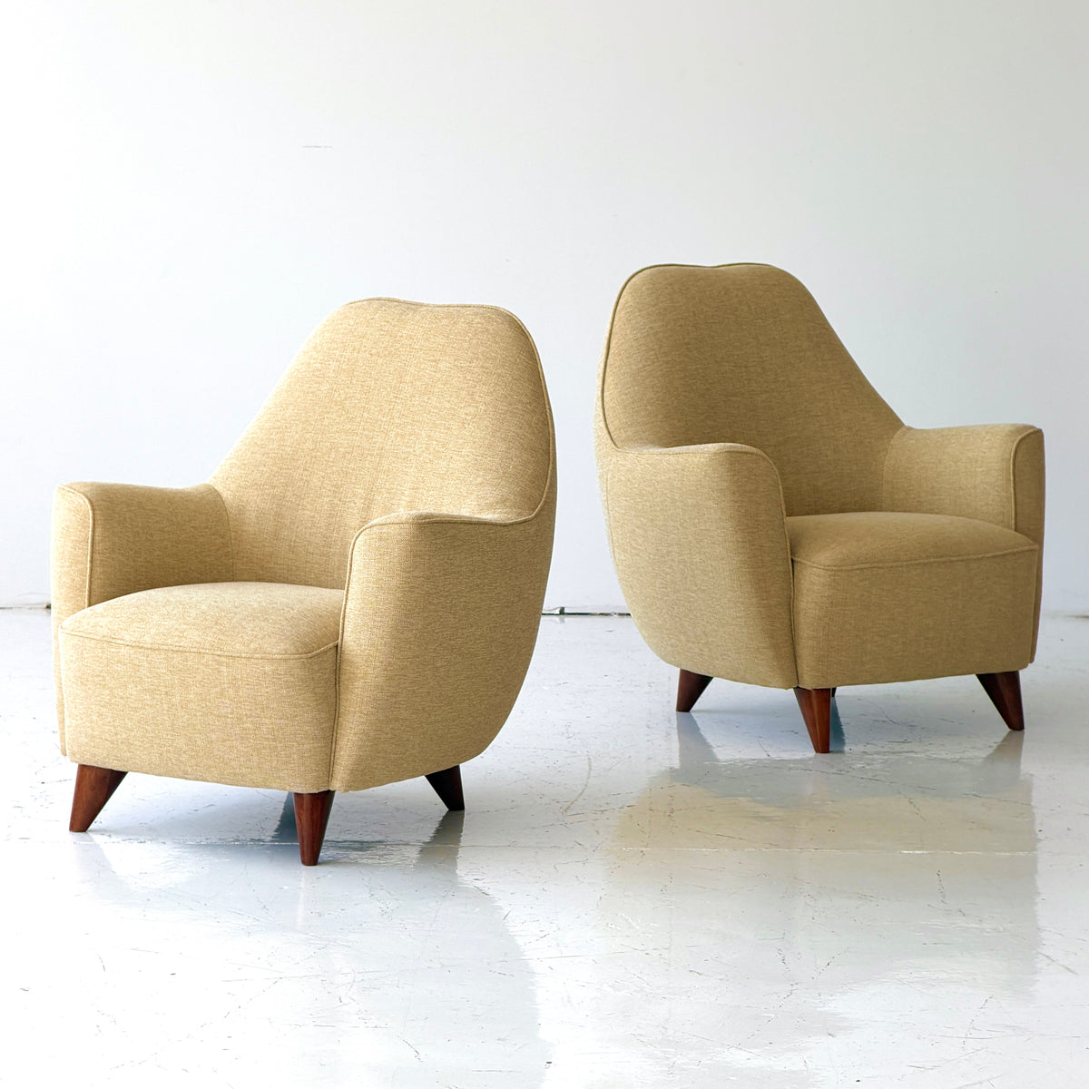 Vanessa Chairs by Vladimir Kagan for American Leather