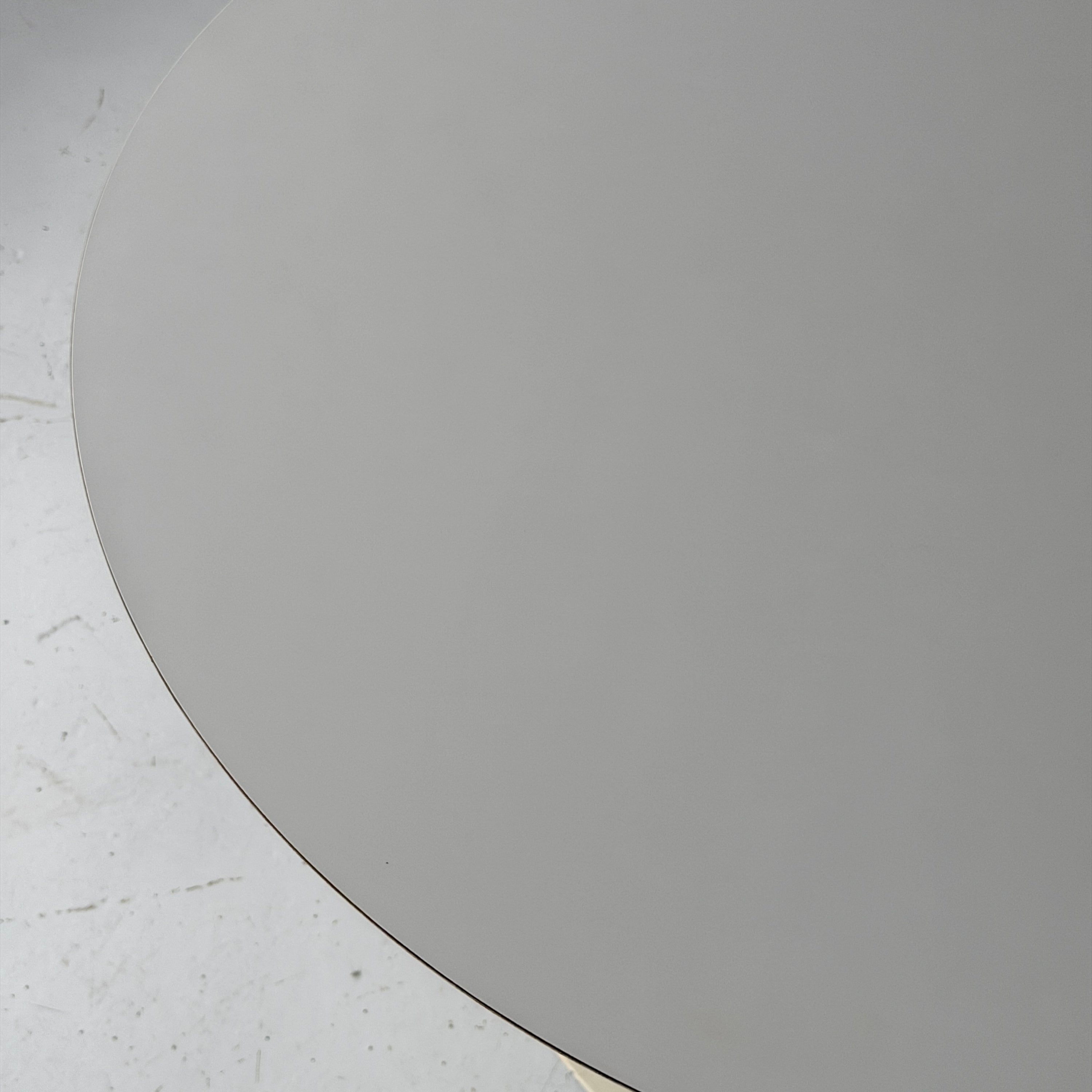 Tulip Dining Table by Eero Saarinen for Knoll