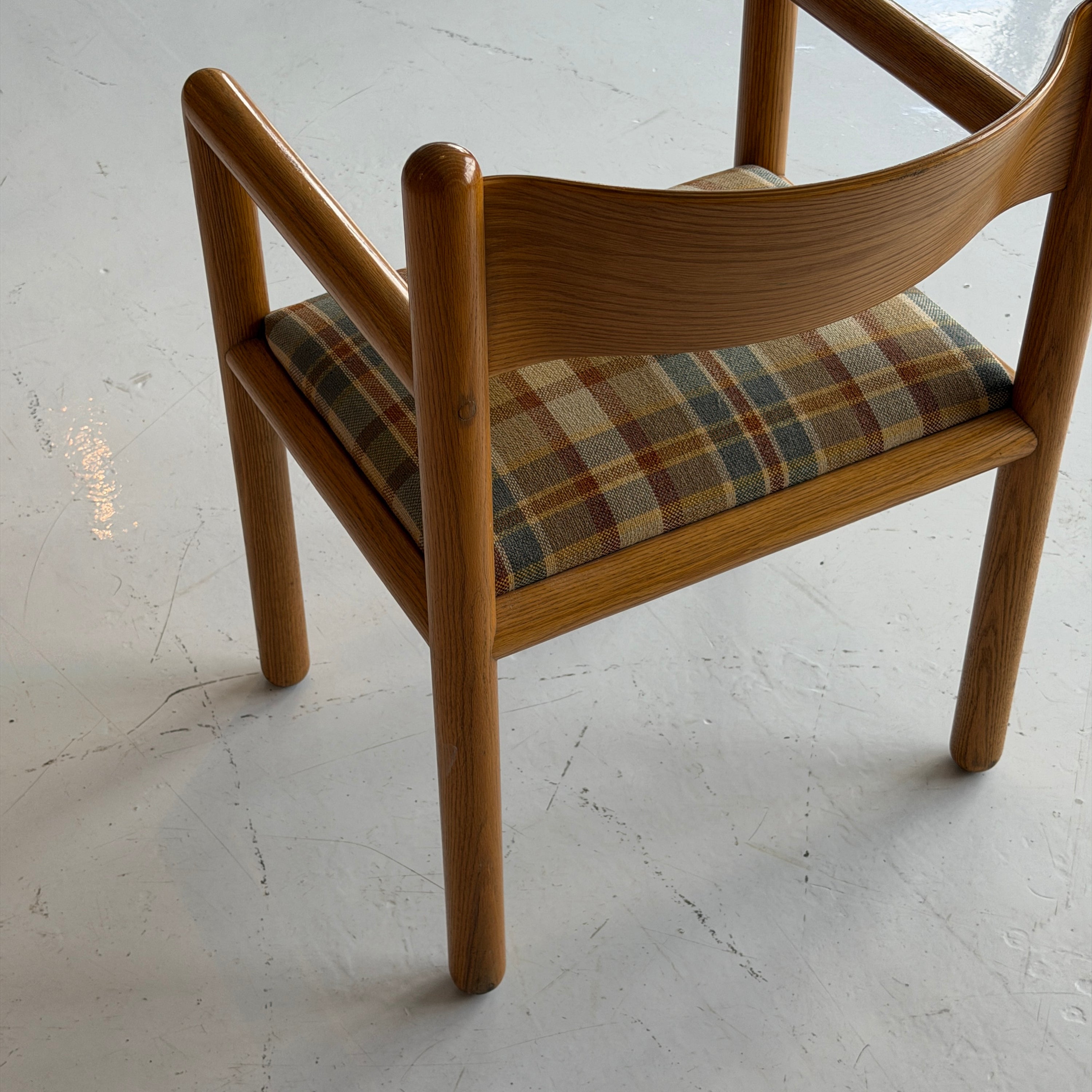 Acorn Chairs by Massimo Vignelli in Plaid