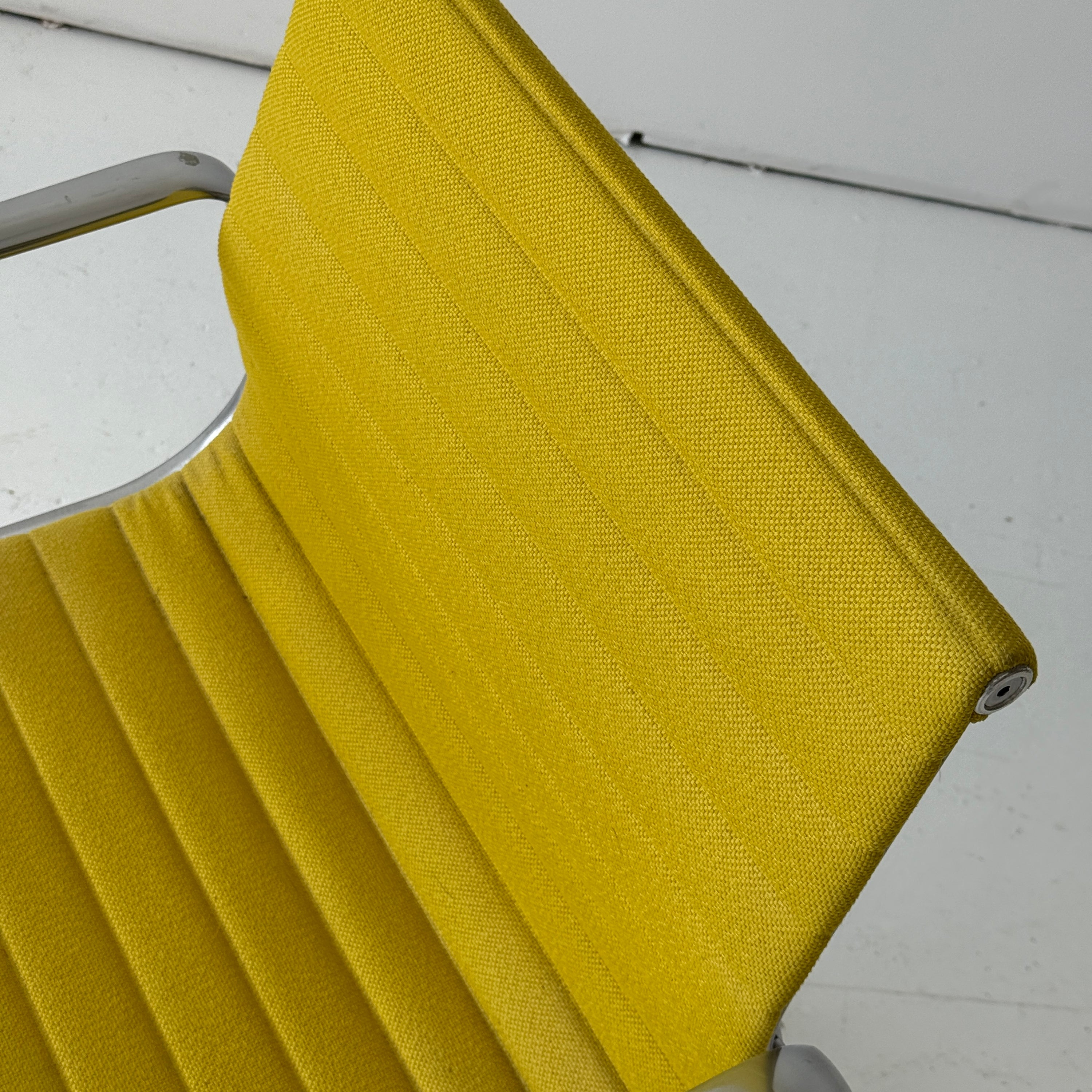 Aluminum Group Task Chair by Charles and Ray Eames for Herman Miller