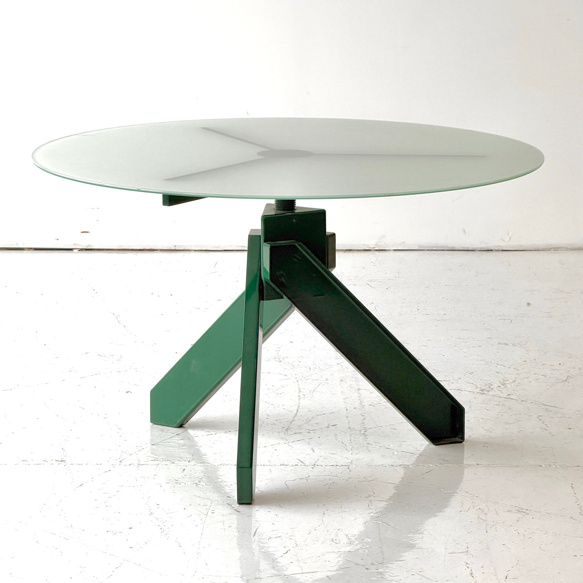 Vidun Table by Vico Magistretti for DePadova