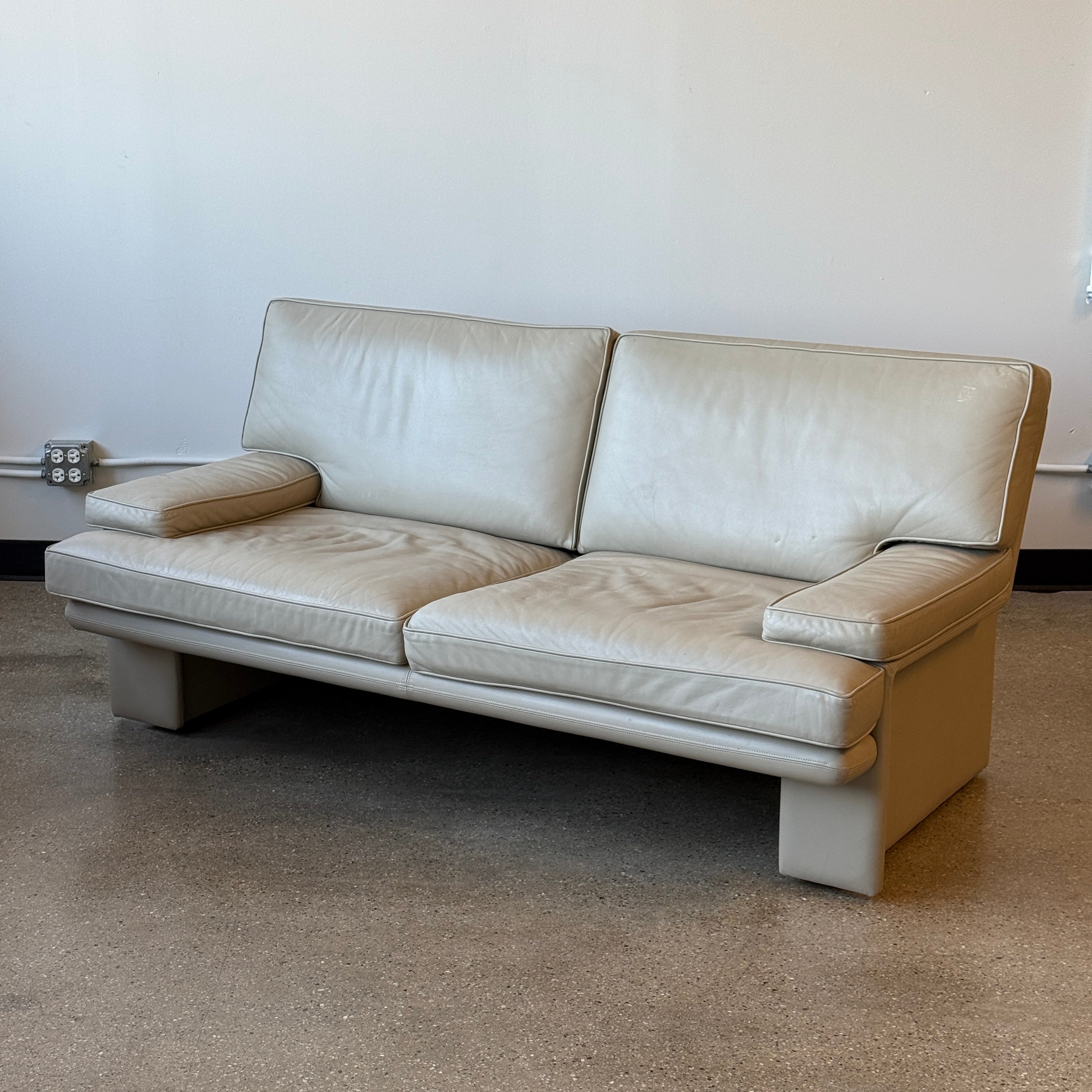 Sirino Sofa by Walter Knoll for Brayton International