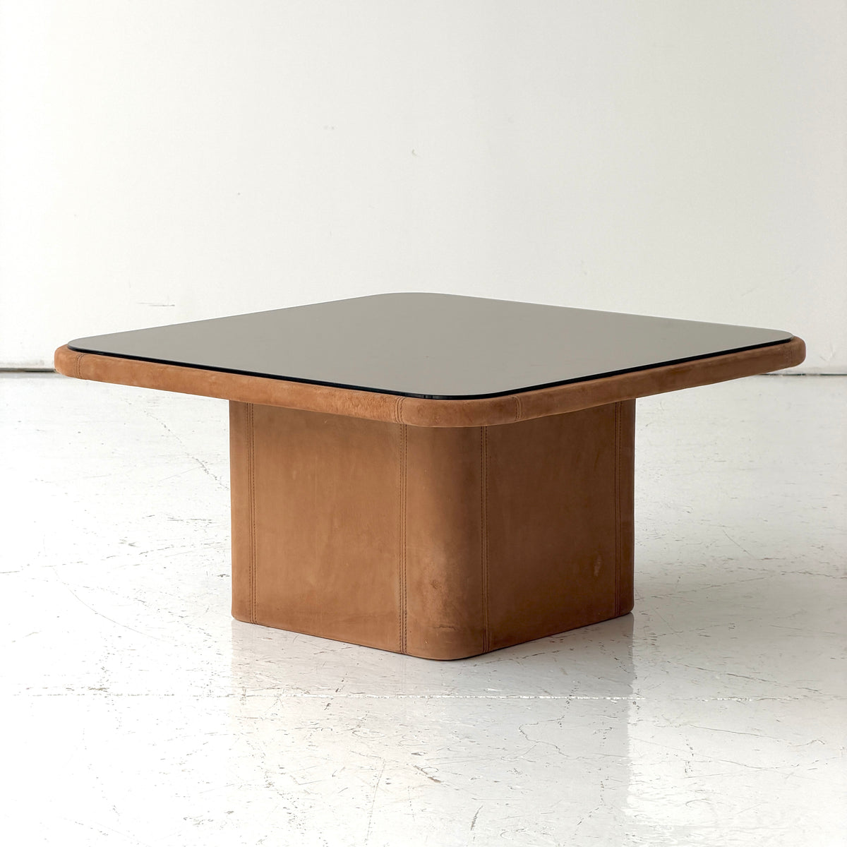 DS-47 Leather Coffee Table by De Sede