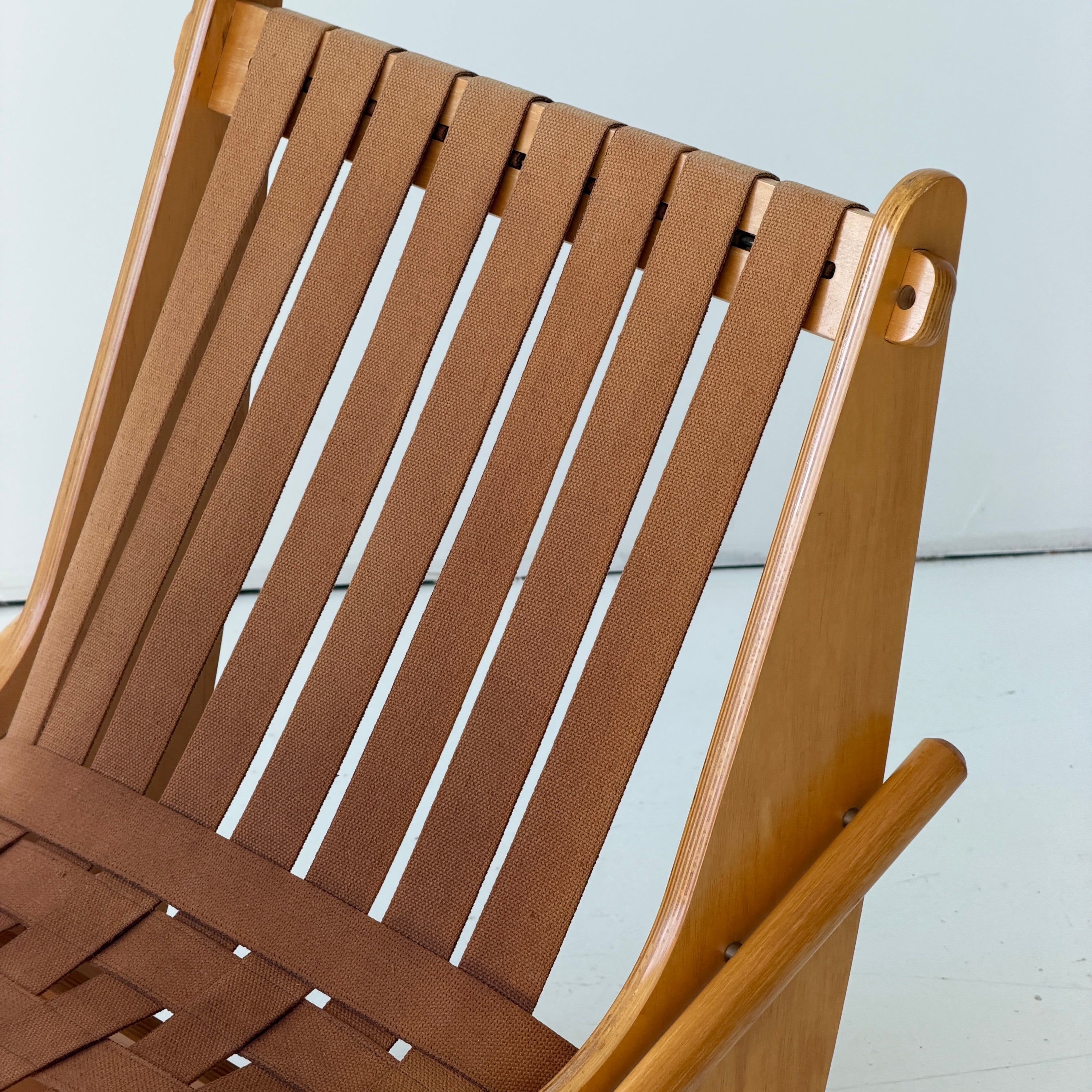 Boomerang Chair by Richard Neutra for House Industries