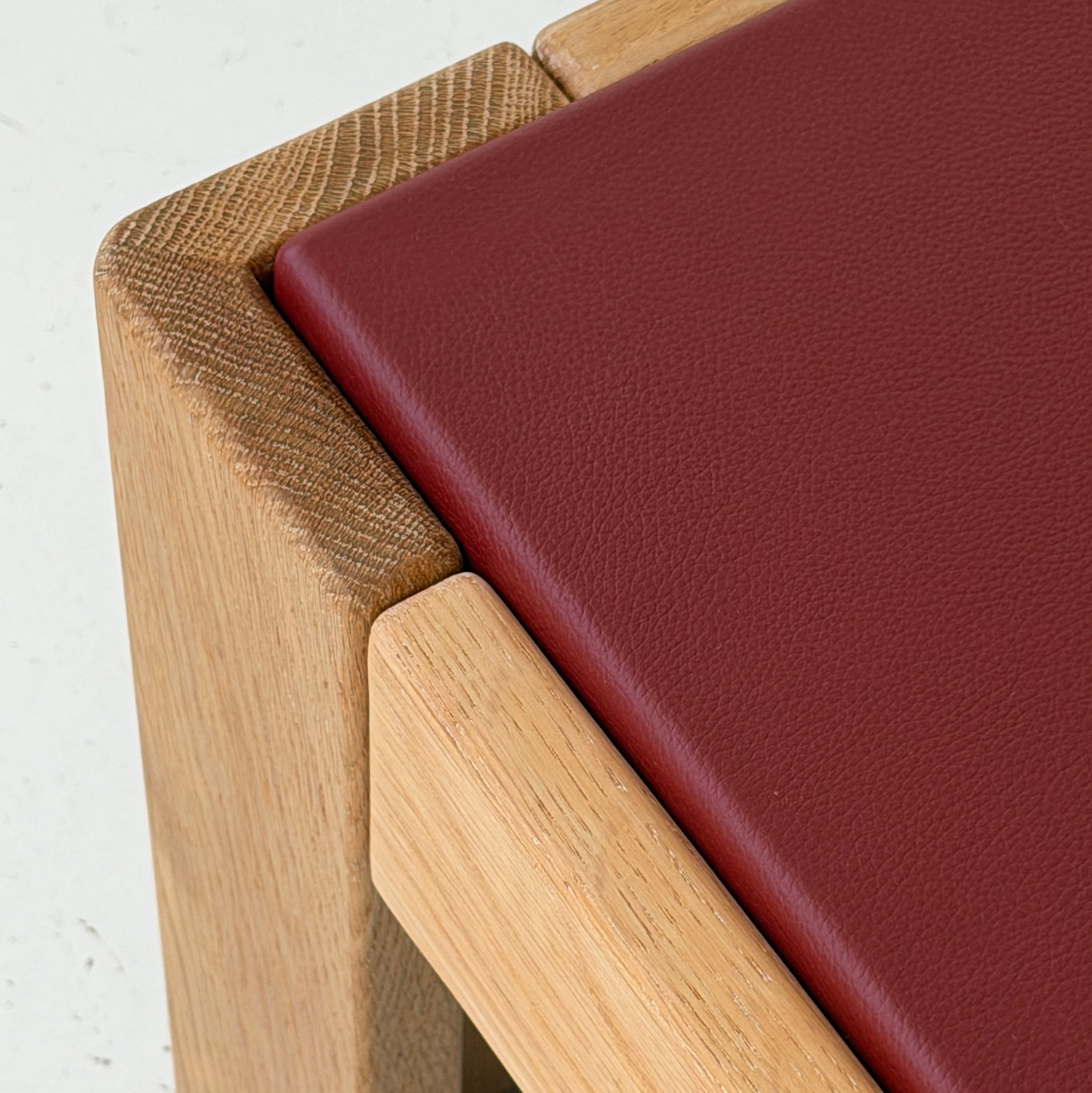 Oak/Leather Coffee Table by Jim Eldon for Knoll