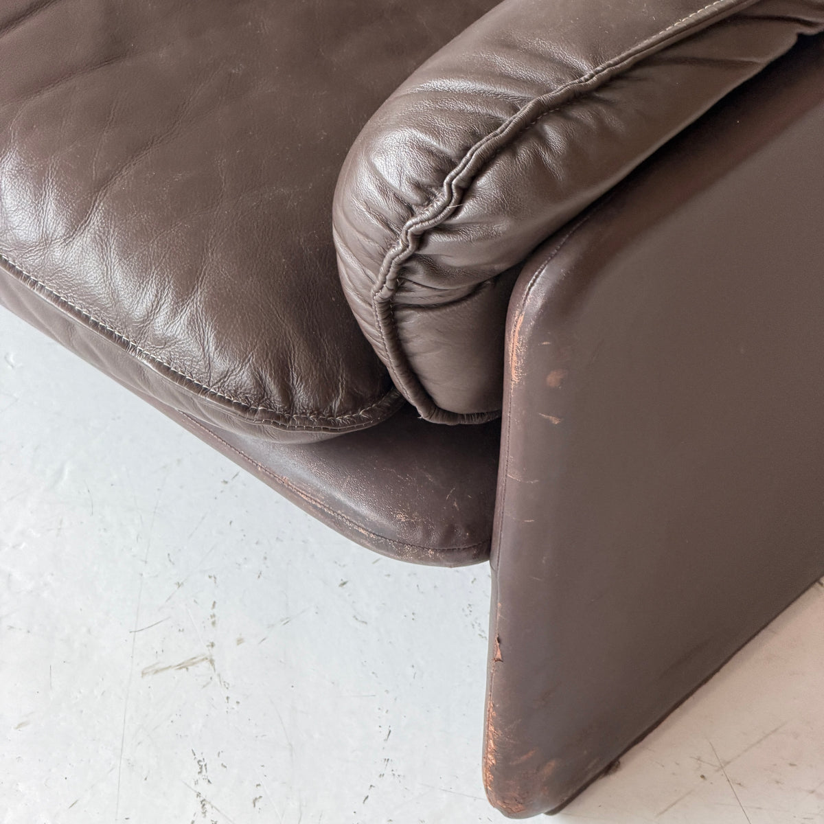 DS-16 Leather Sofa by De Sede