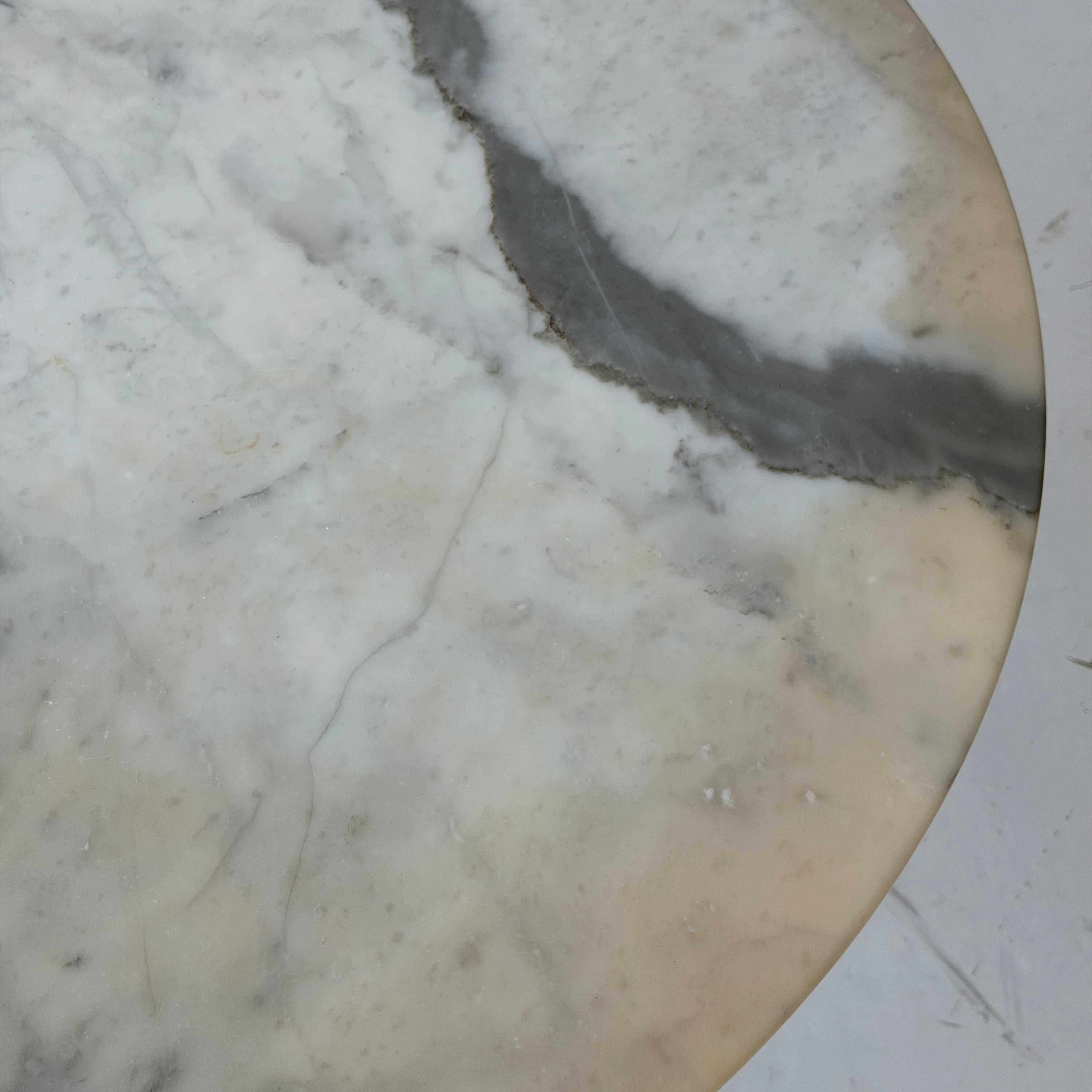 Marble Tulip Dining Table by Eero Saarinen for Knoll