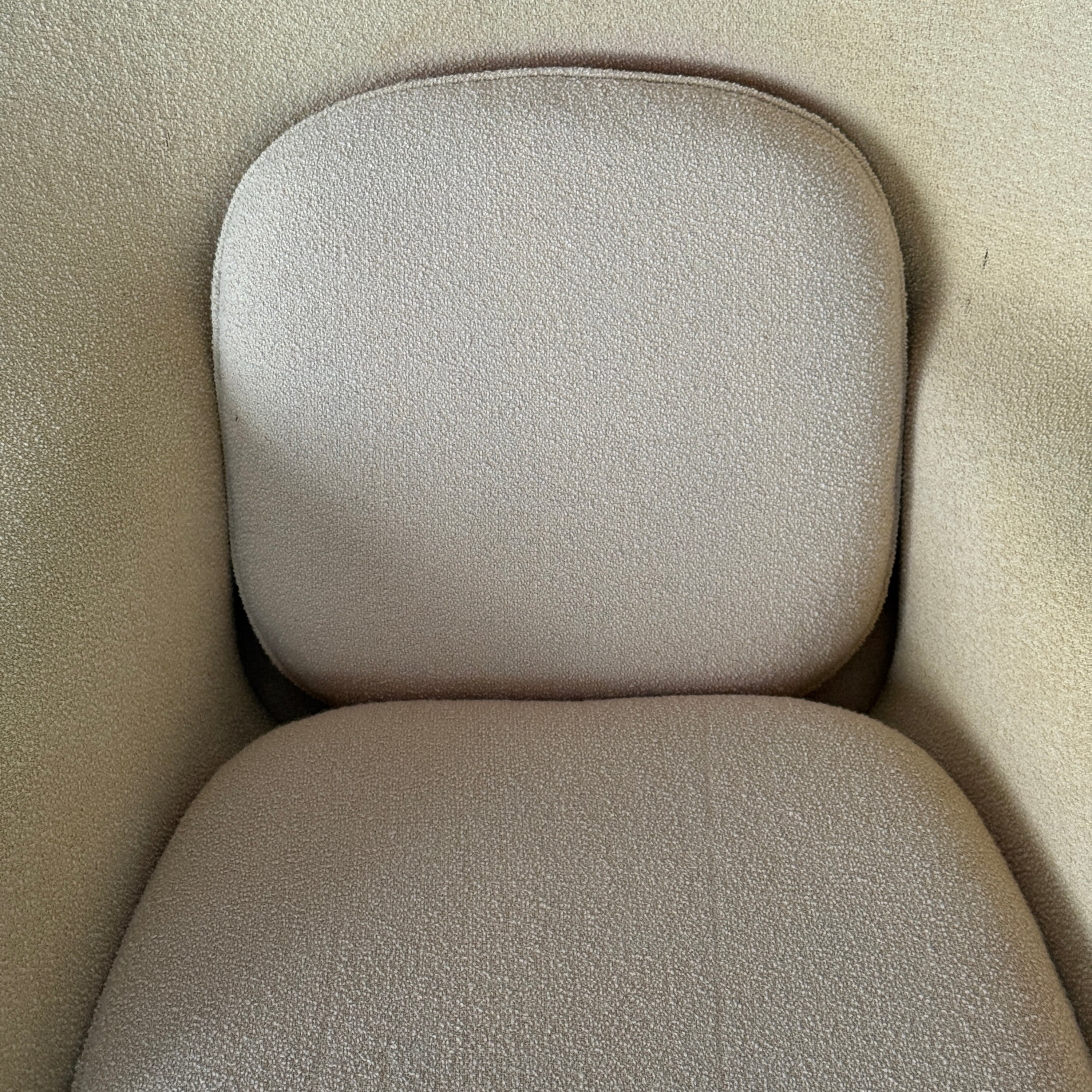 Womb Chair by Eero Saarinen for Knoll