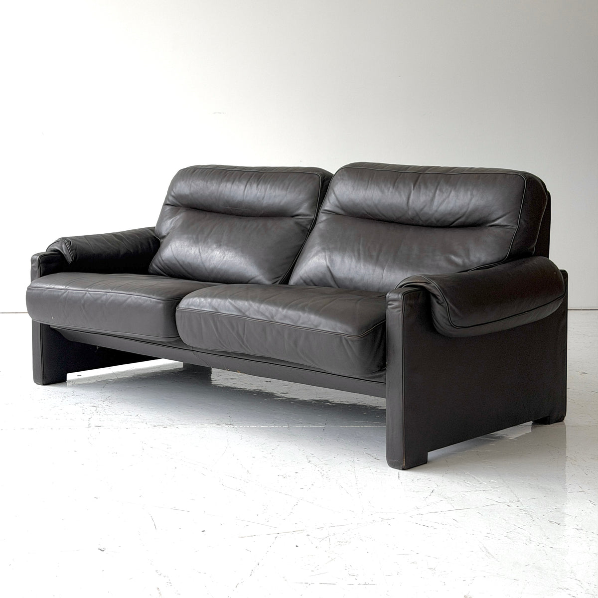 DS-70 Leather Sofa by De Sede