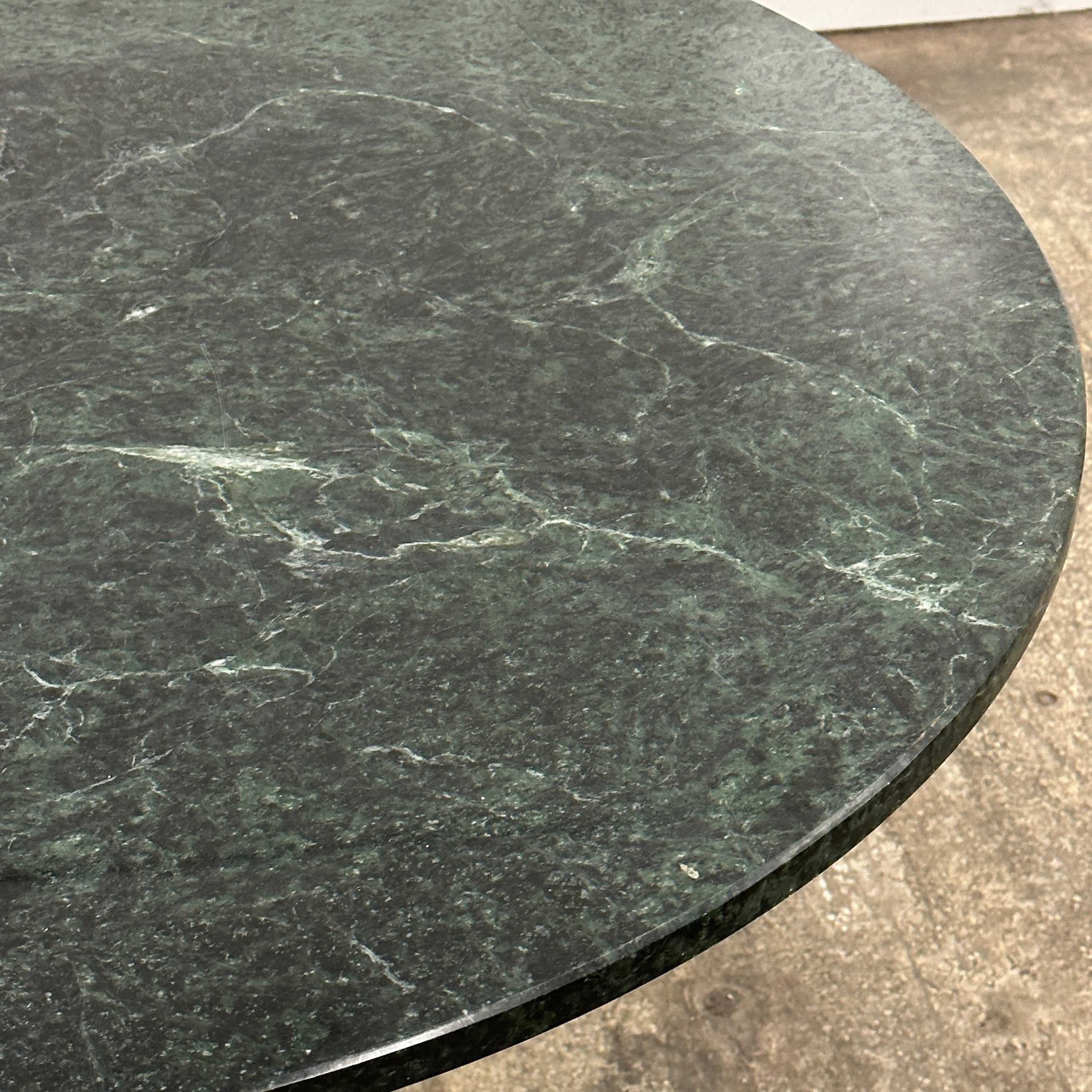 Green Marble Tulip Dining Table by Eero Saarinen for Knoll