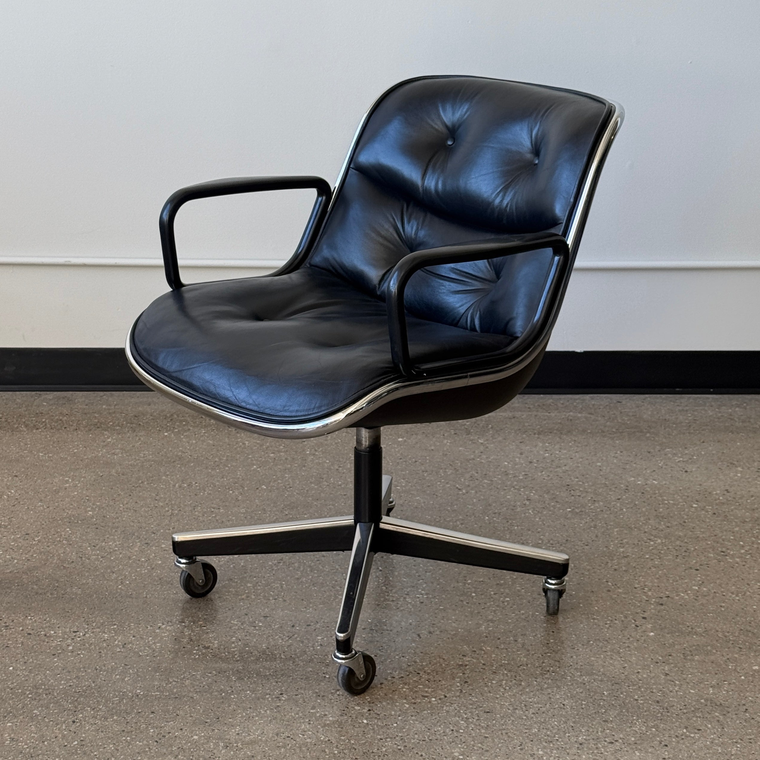 Black Leather Pollock Desk Chair by Charles Pollock for Knoll