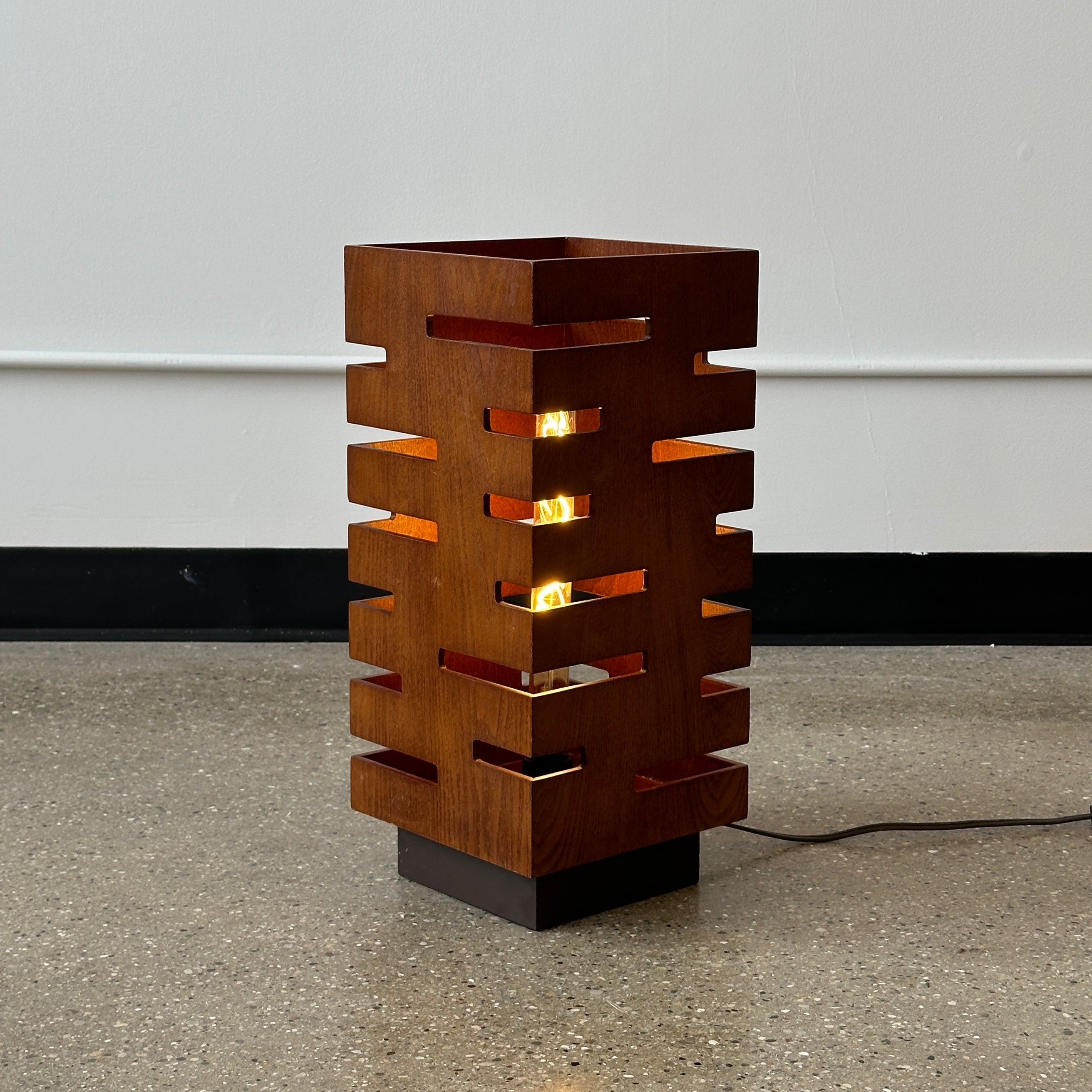 Frank Lloyd Wright Style Table Lamp
