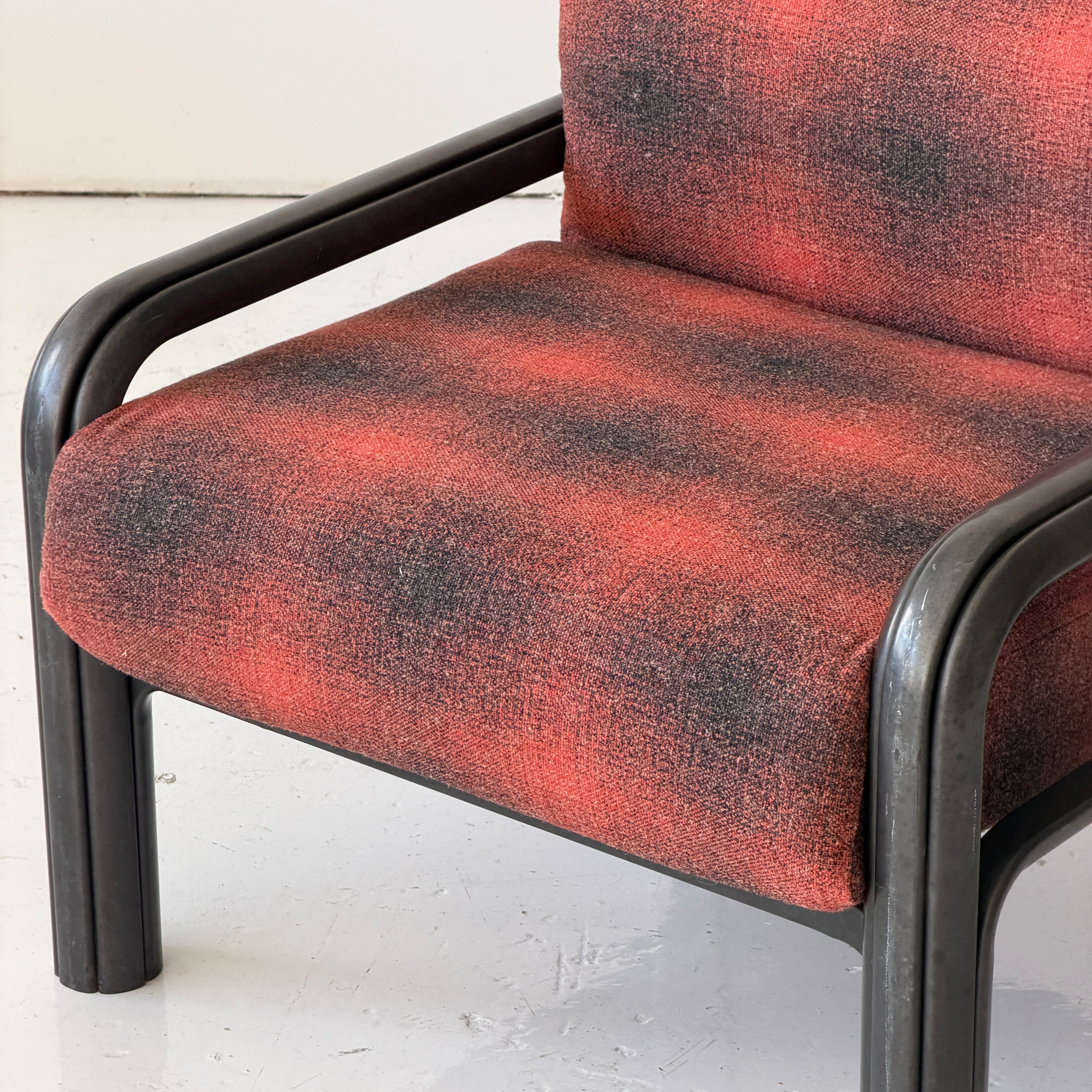 Orsay Lounge Chair by Gae Aulenti for Knoll