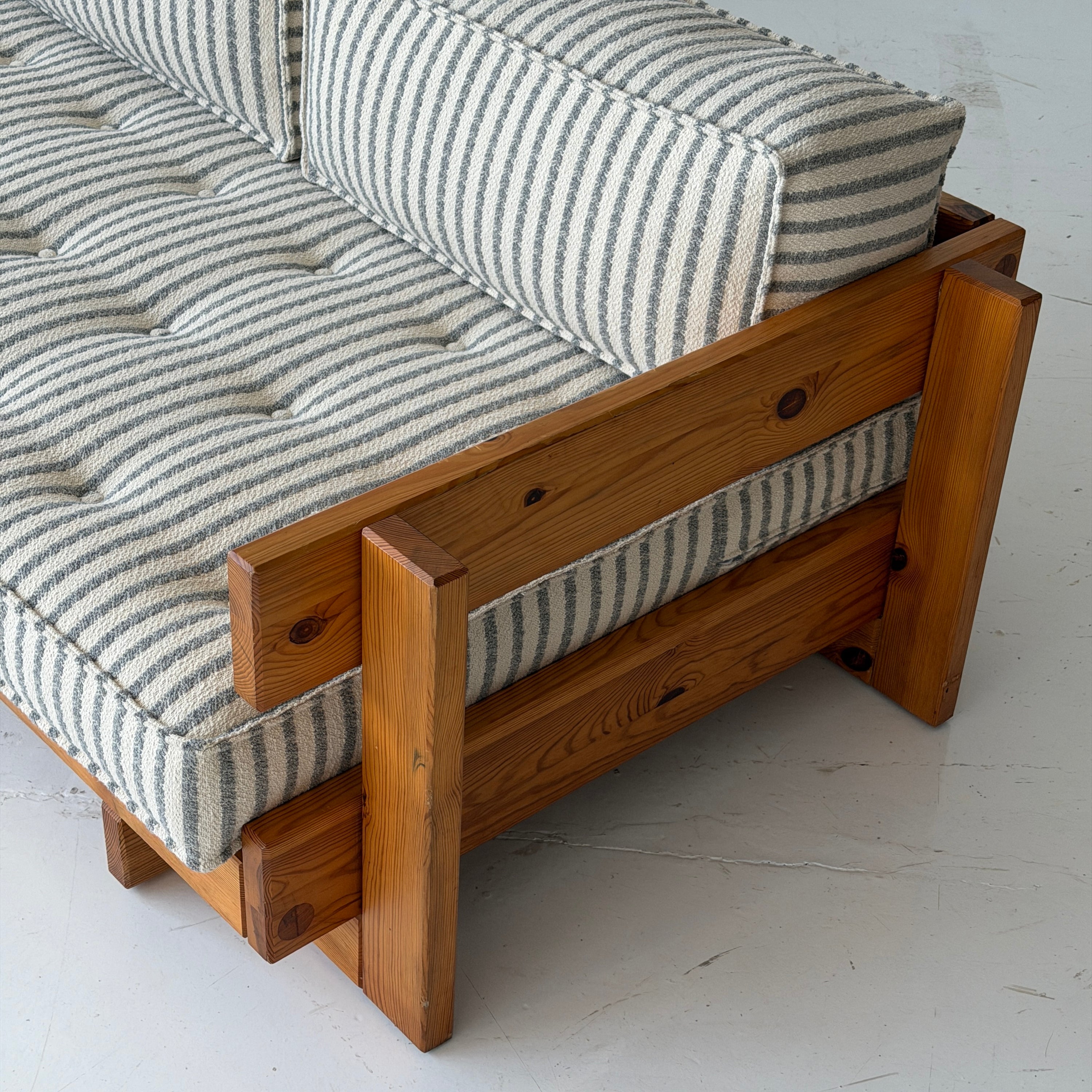 Swedish Pine Daybed Sofa by Yngve Ekström for Swedese