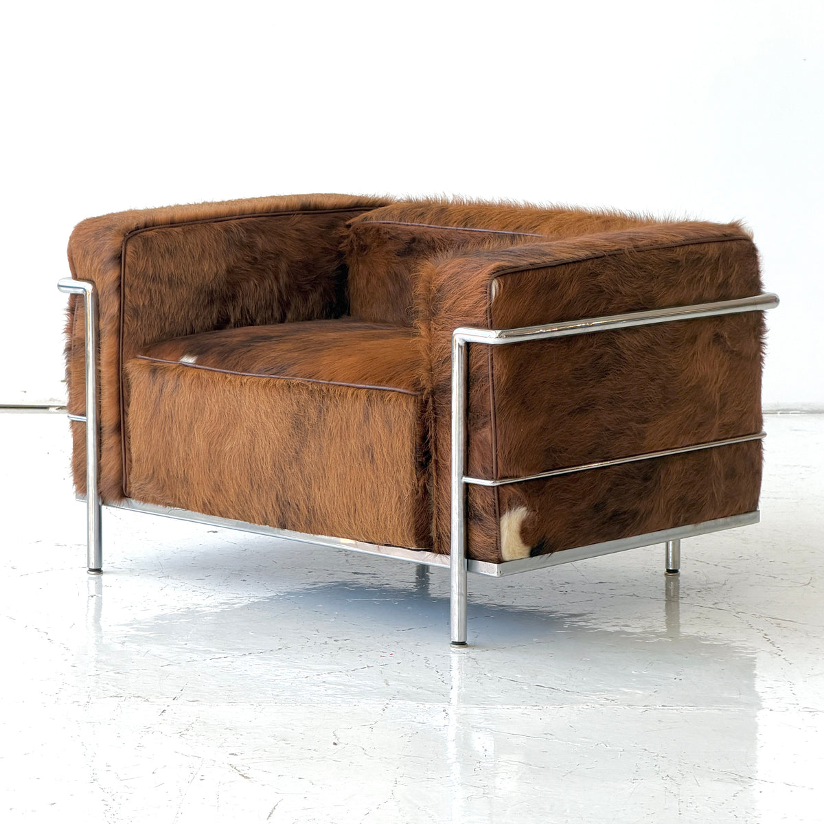 LC3 Grand Modele Armchair by Le Corbusier for Cassina in Cowhide
