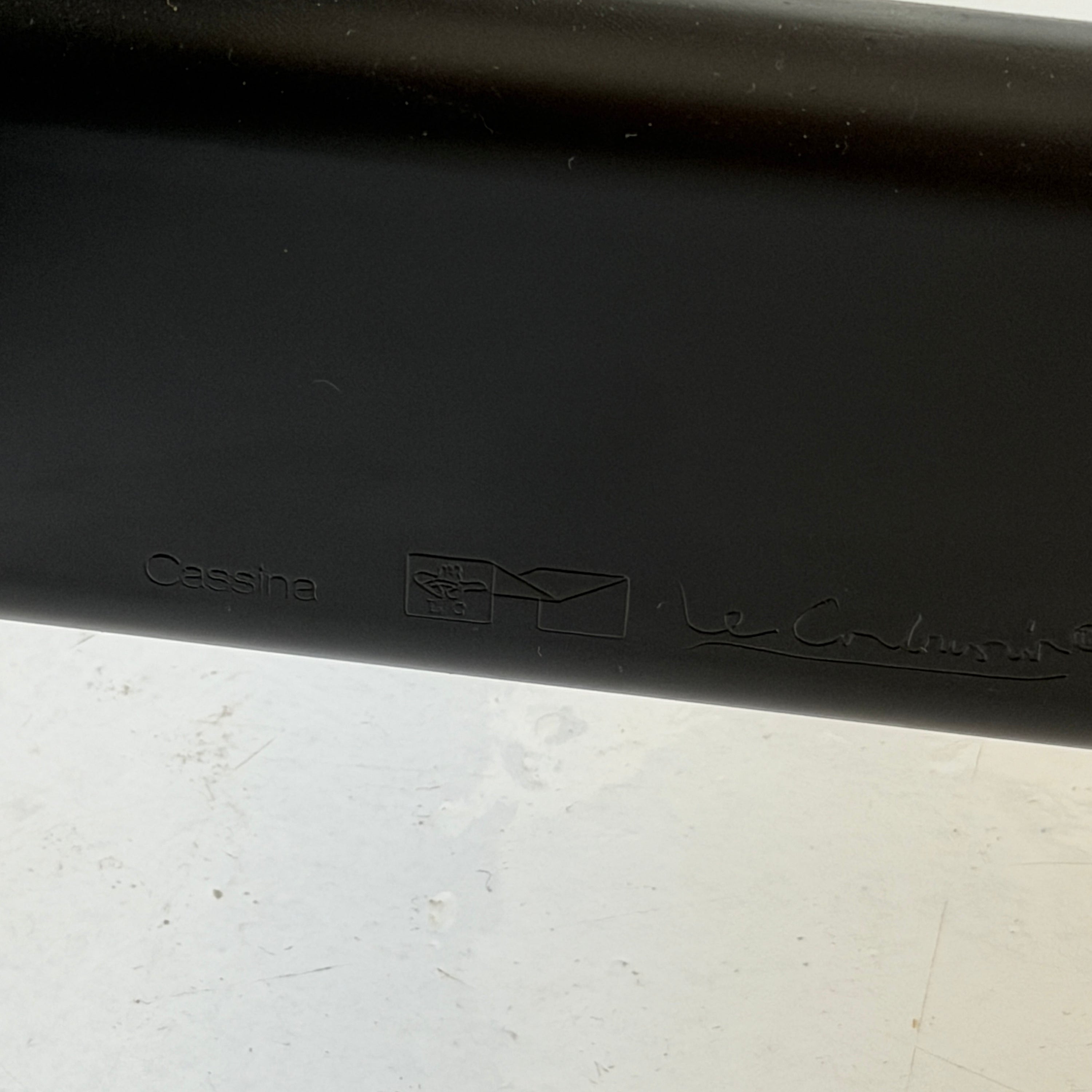 LC4 Leather Chaise by Le Corbusier, Pierre Jeanneret, and Charlotte Perriand for Cassina