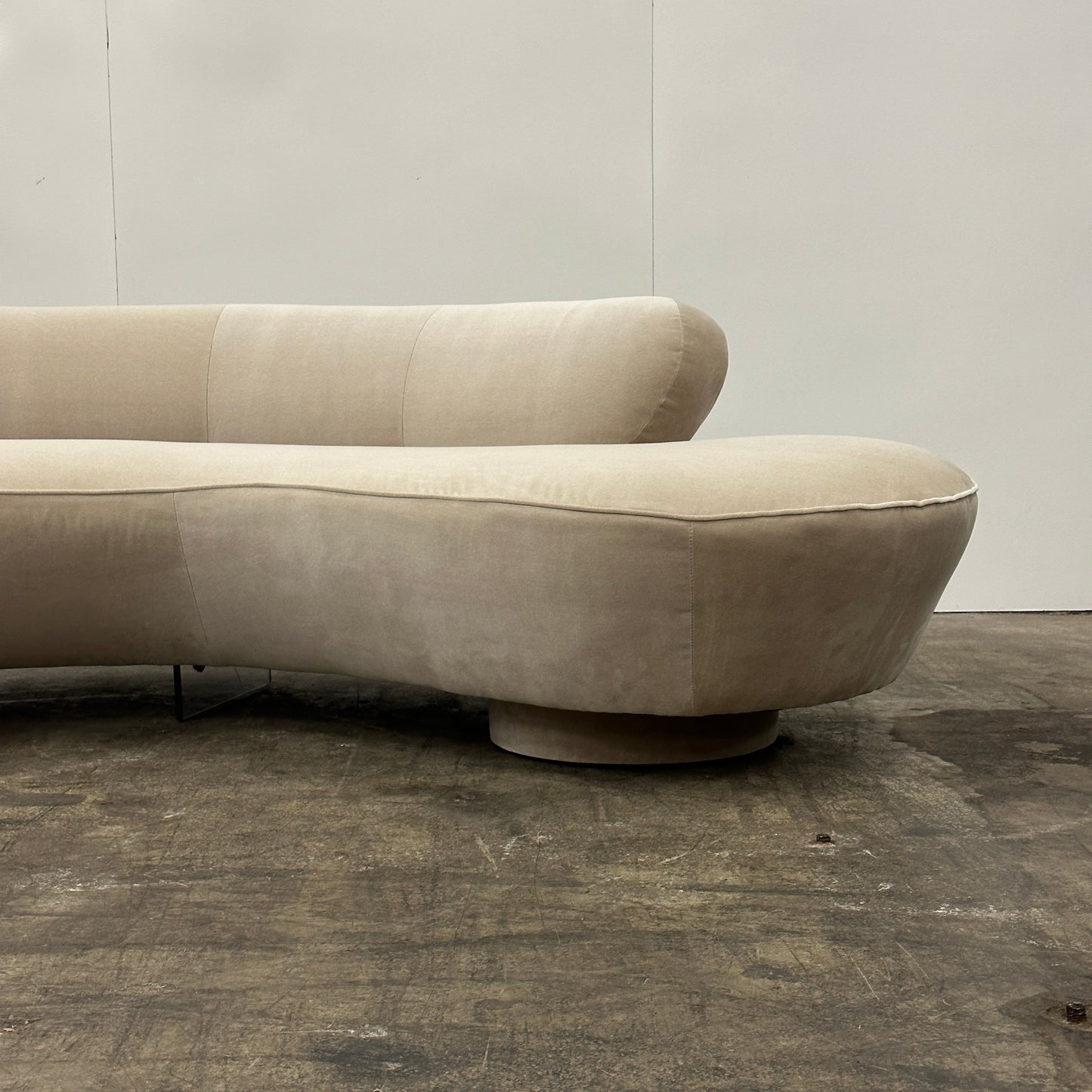 Serpentine Cloud Sofa by Vladimir Kagan for Directional
