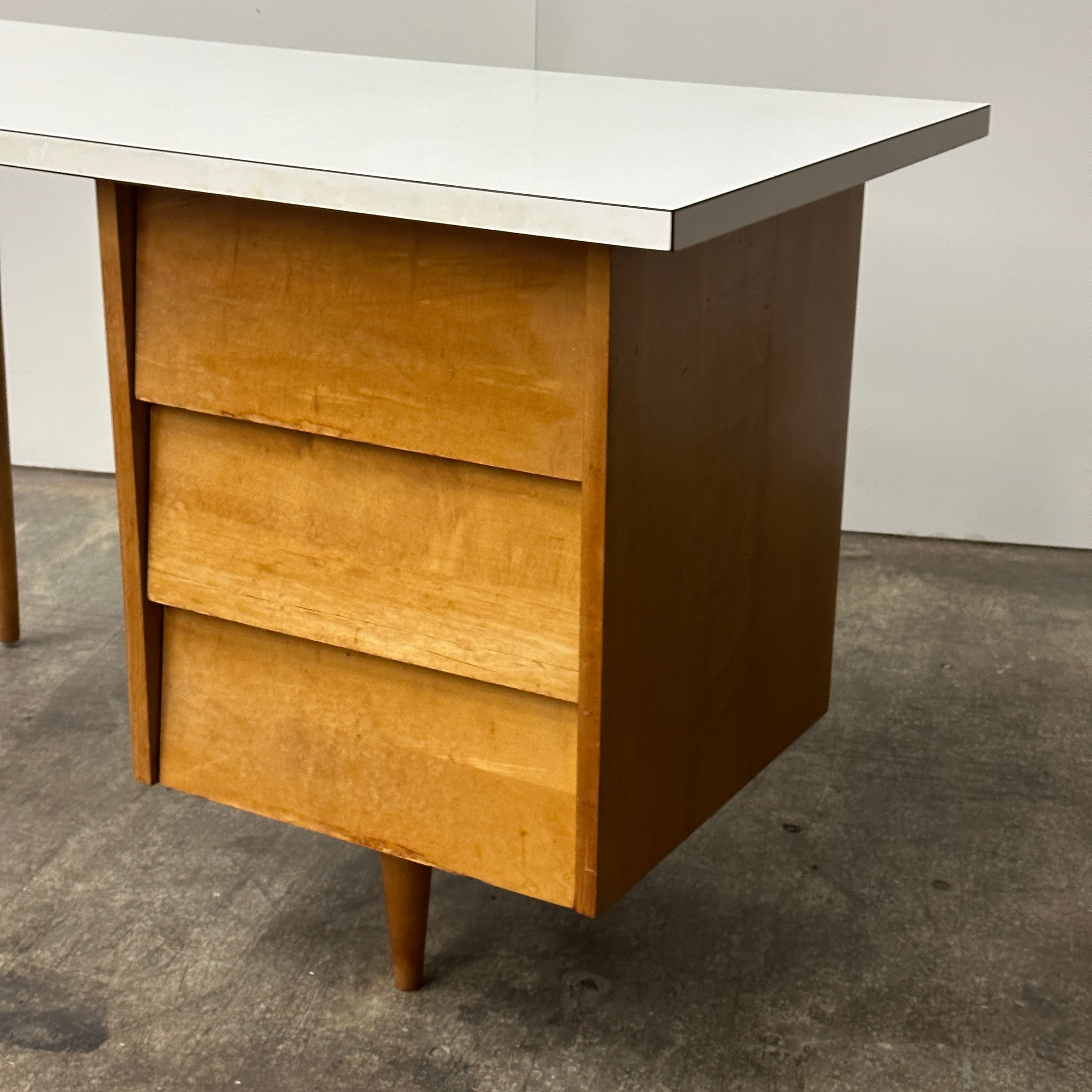 Model 17 Desk by Florence Knoll for Knoll Associates