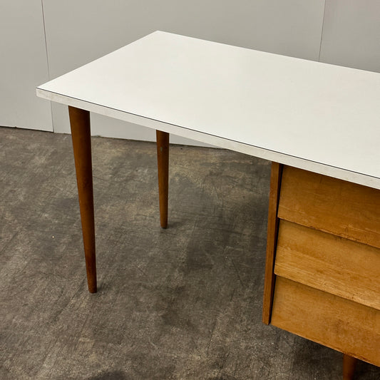 Model 17 Desk by Florence Knoll for Knoll Associates