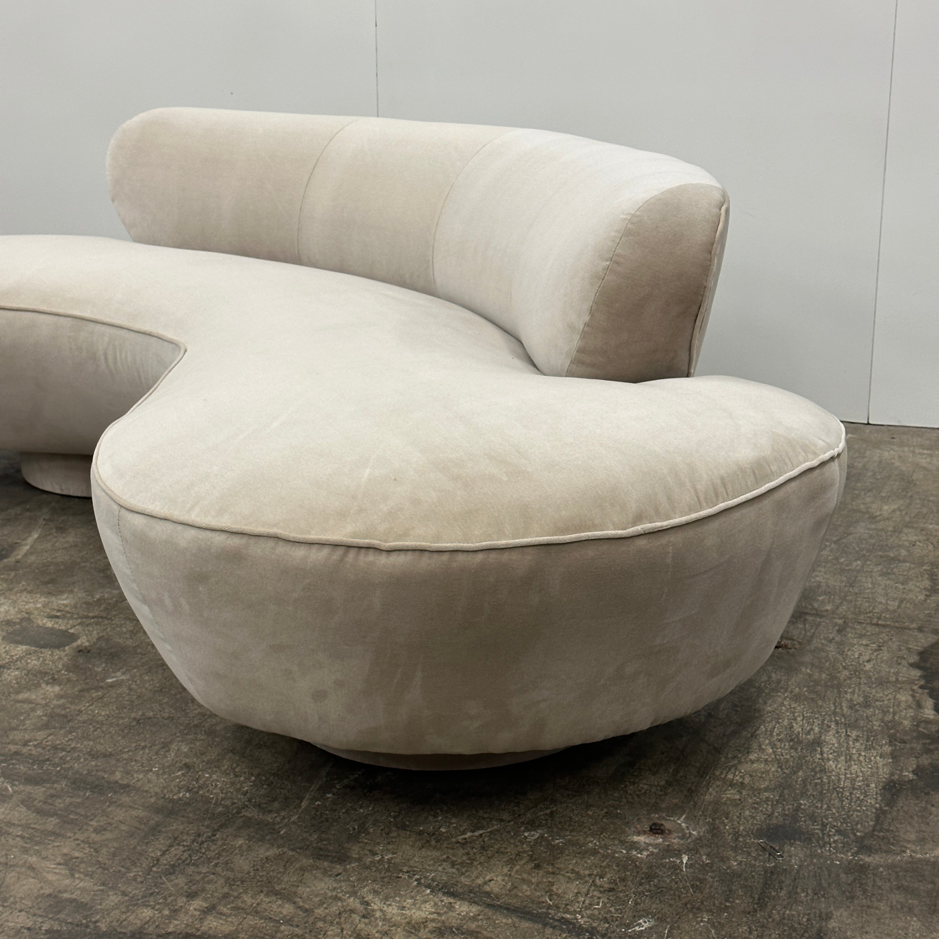 Serpentine Cloud Sofa by Vladimir Kagan for Directional