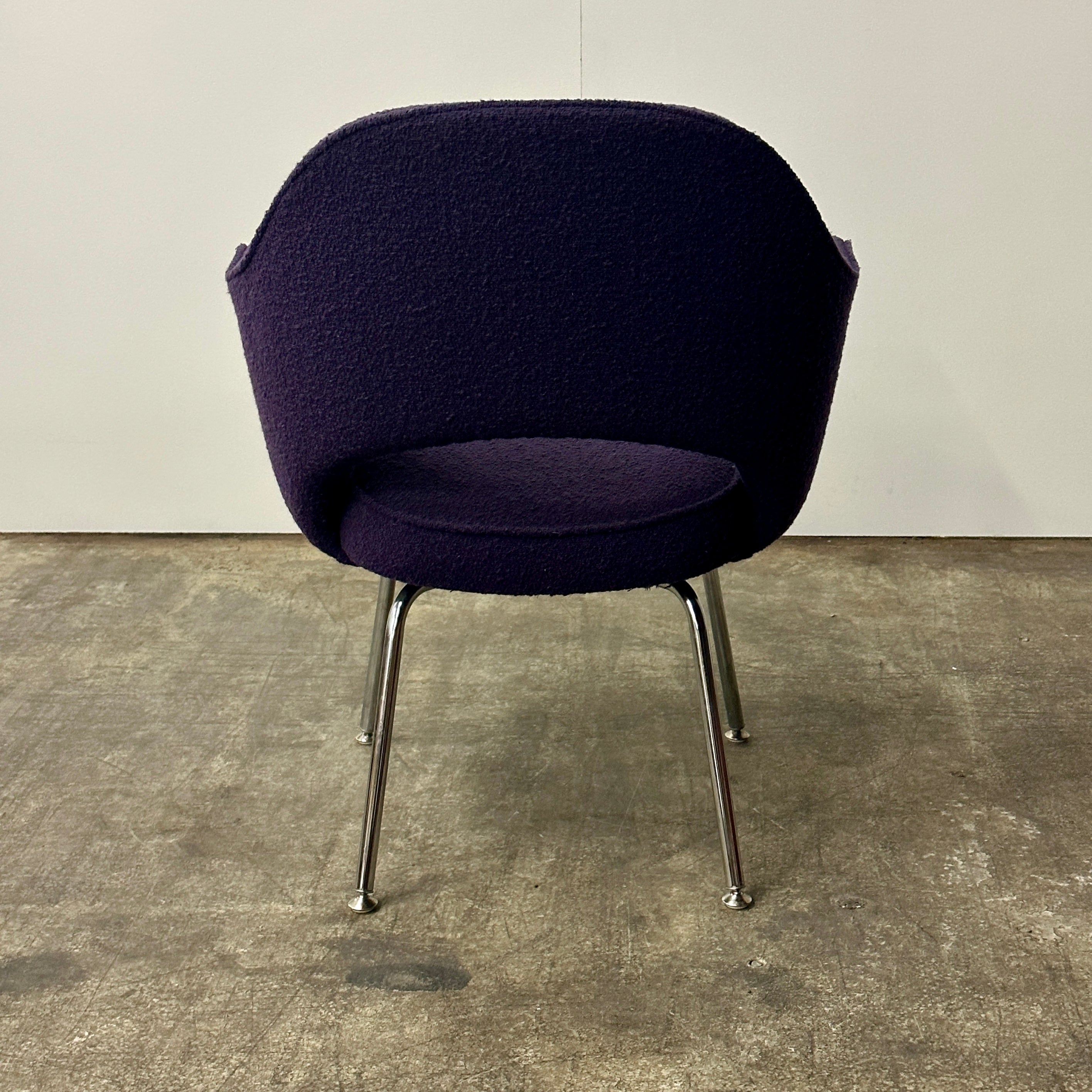 Executive Chair by Eero Saarinen for Knoll in Purple Boucle